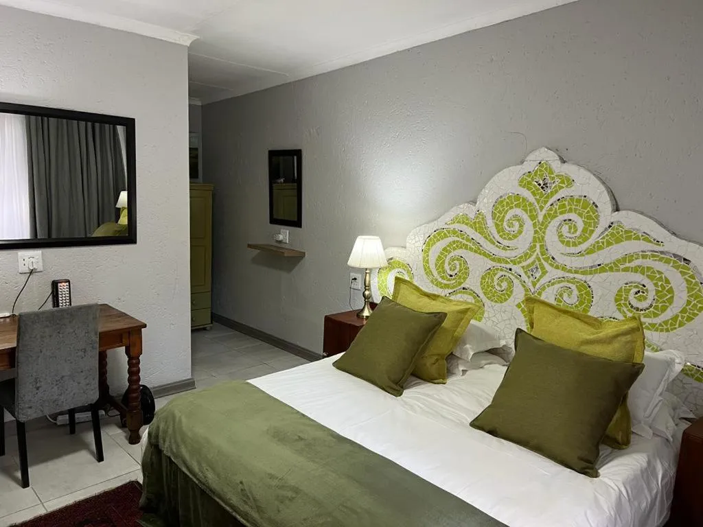 Bed in Rabbit Hole Hotel