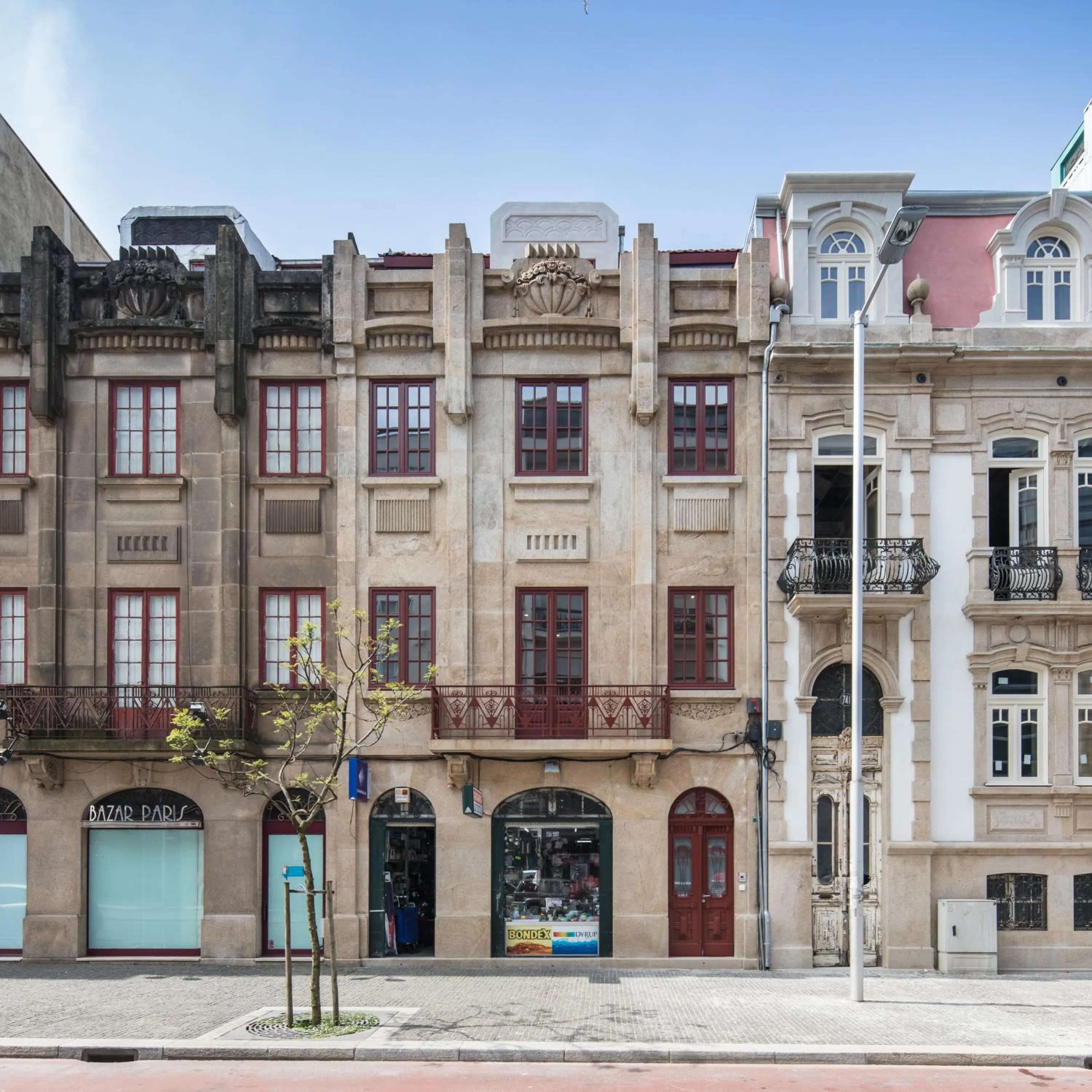 Property building in Porto Deluxe Suites