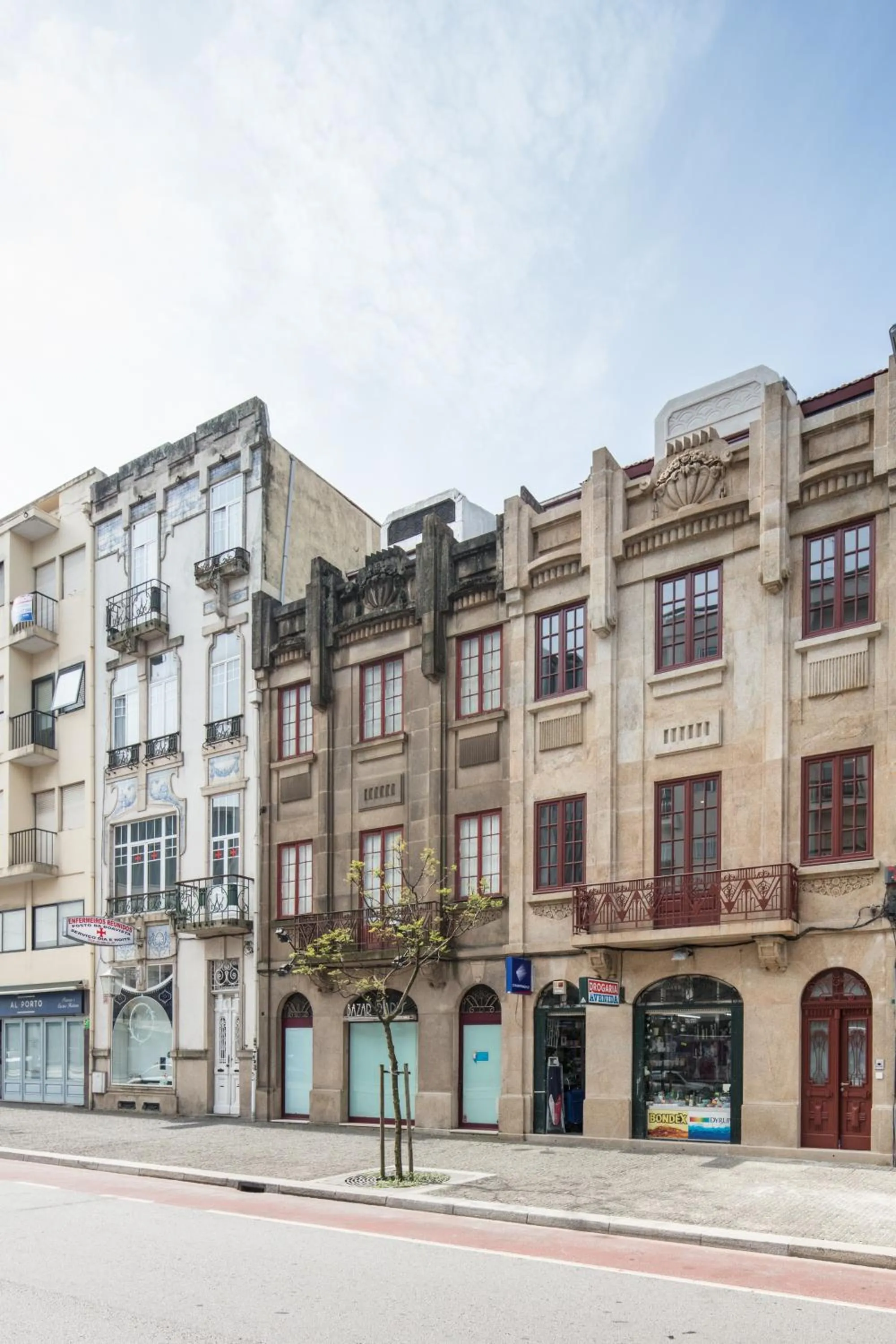 Property building in Porto Deluxe Suites