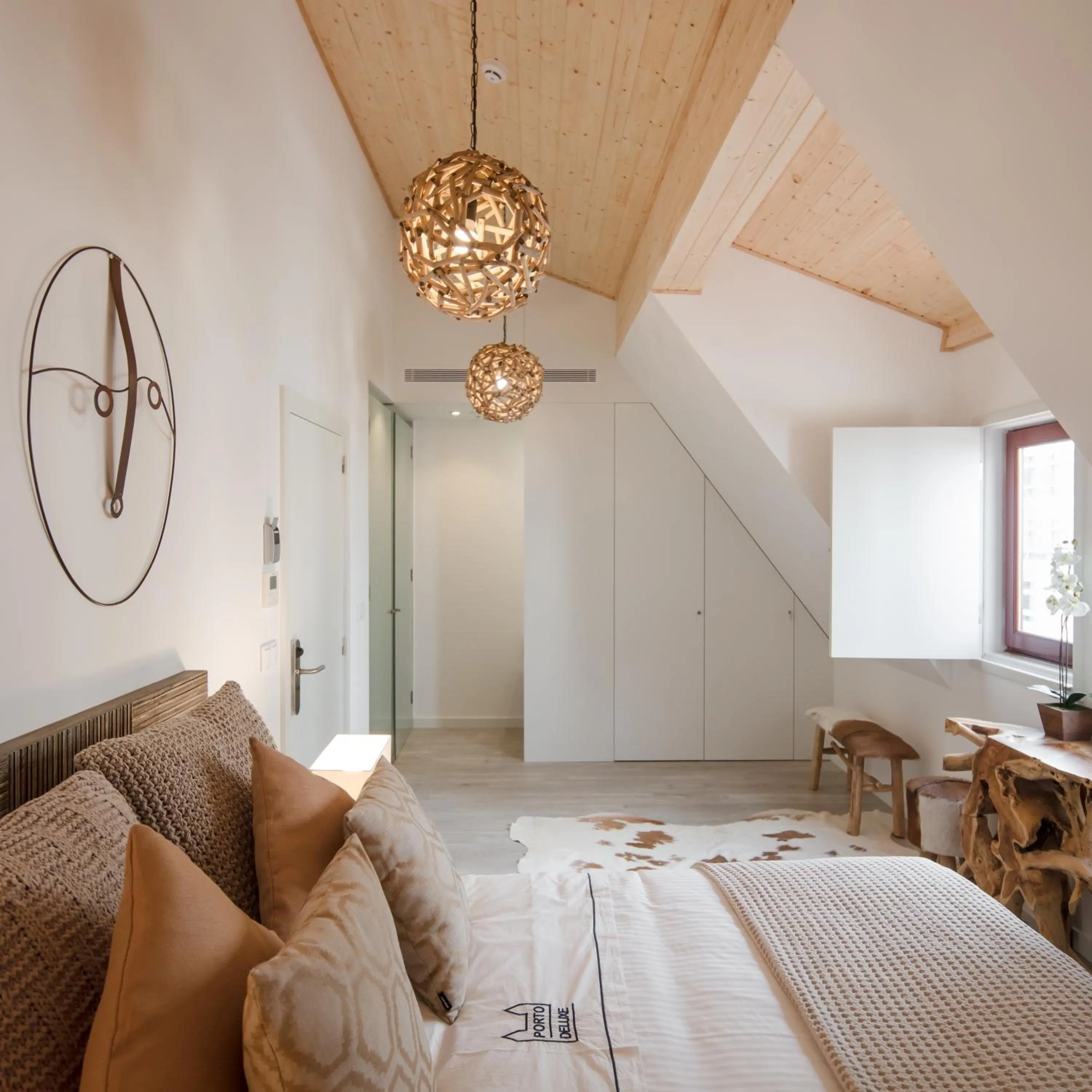 Bedroom, Bed in Porto Deluxe Suites