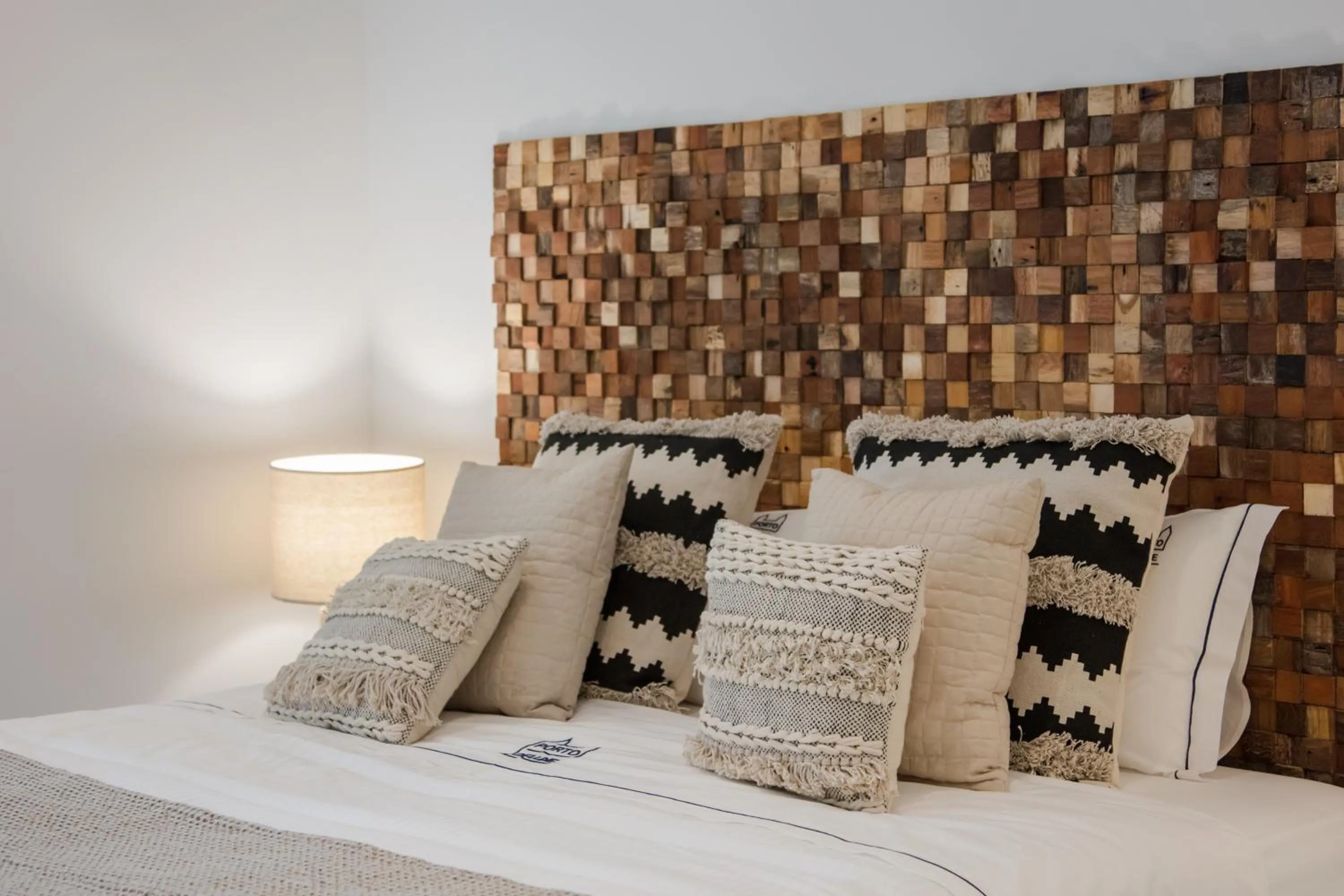 Bedroom, Bed in Porto Deluxe Suites