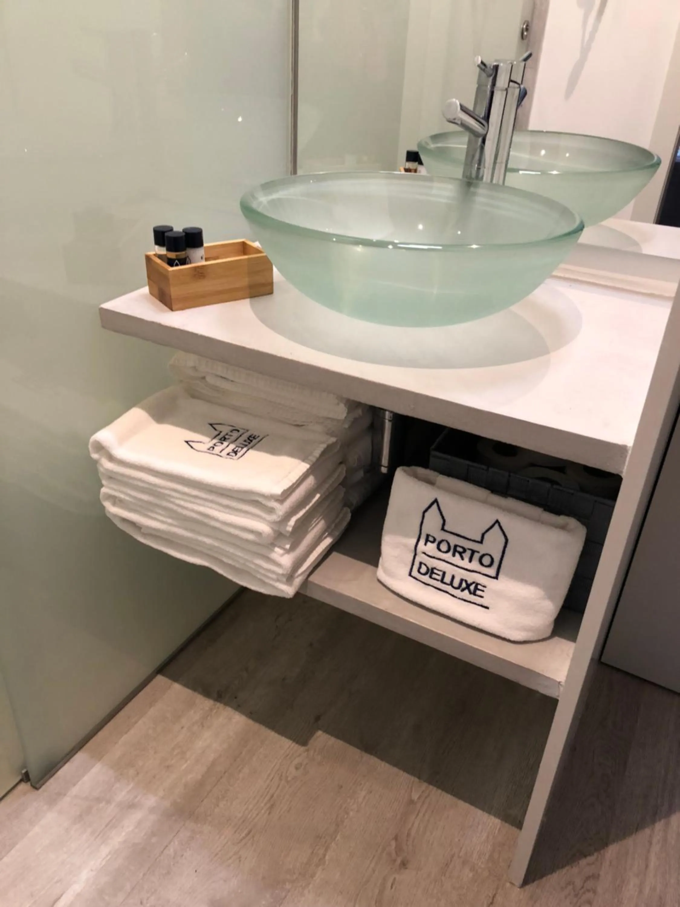 Bathroom in Porto Deluxe Suites