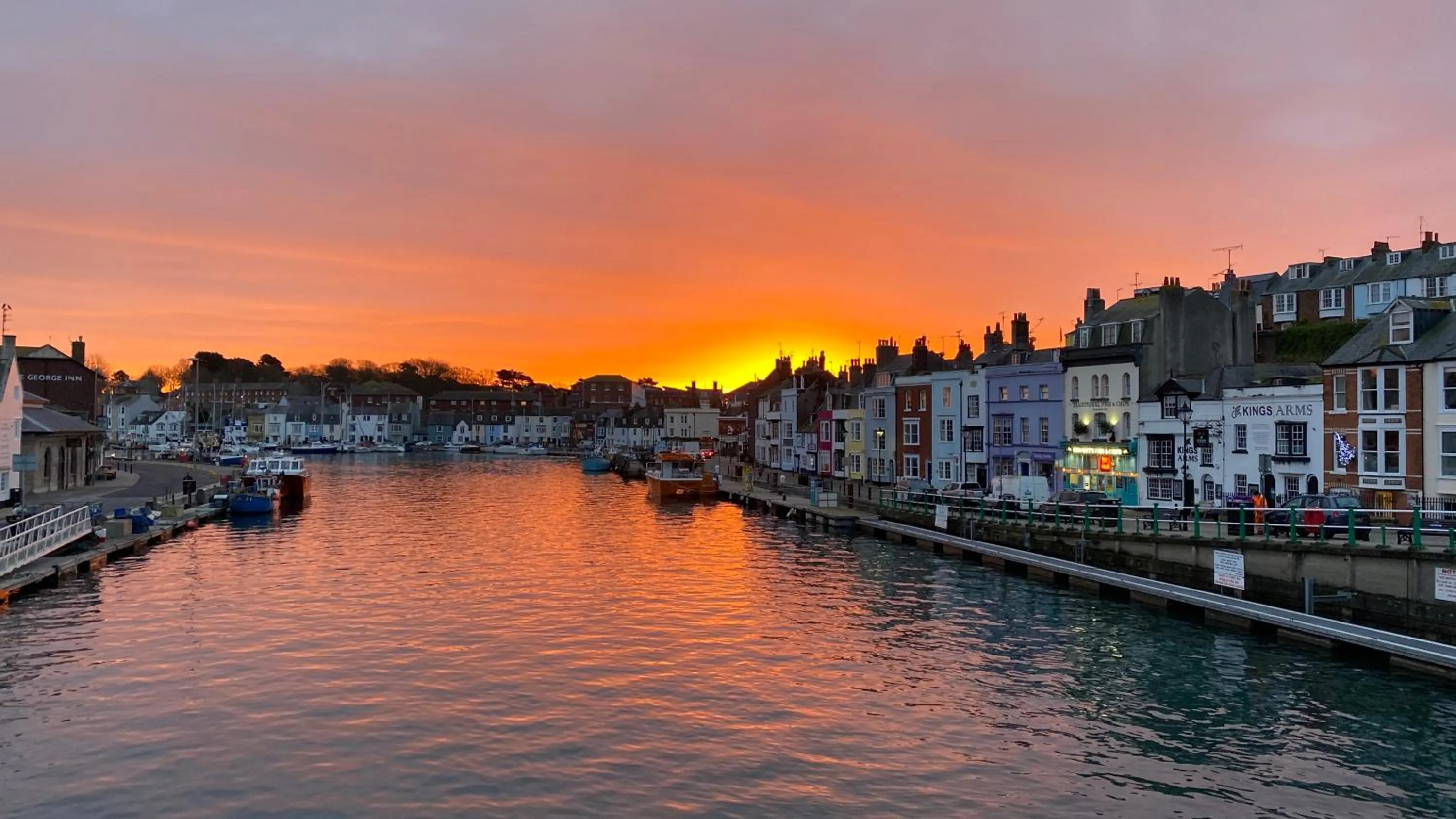 Sunrise in Alexandra Hotel