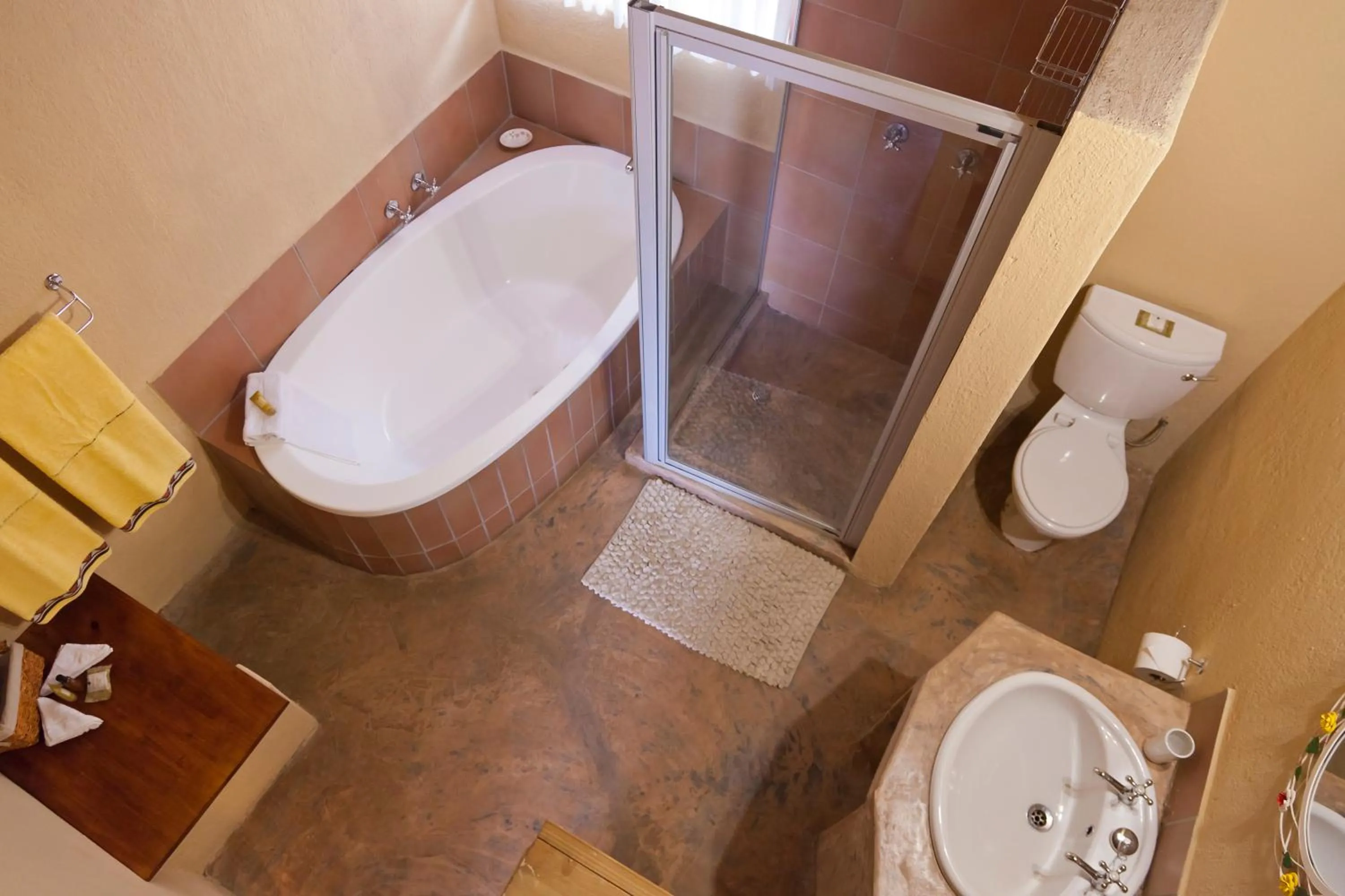 Bathroom in Needles Lodge