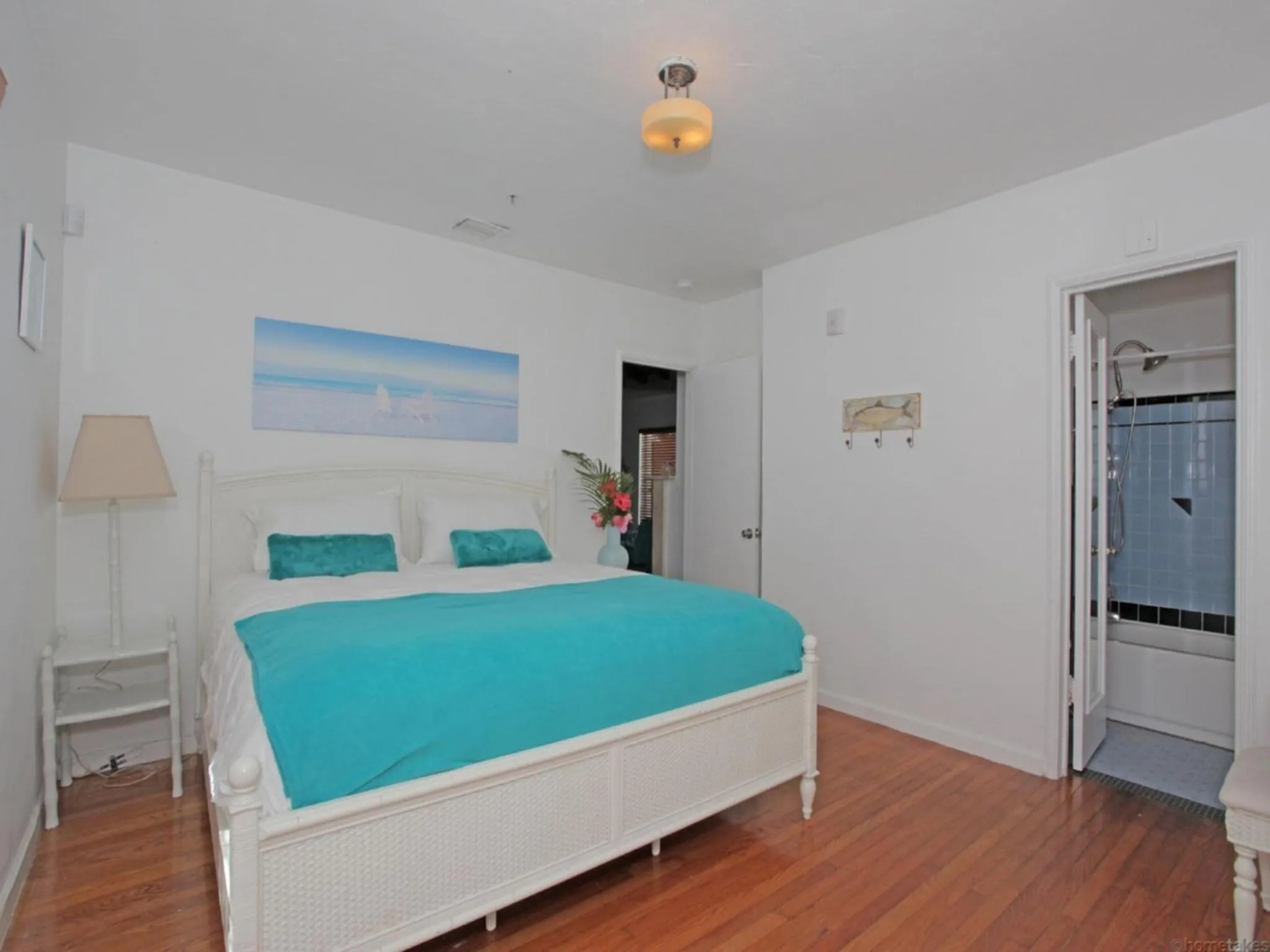 Three-Bedroom House in Bikini Lodge