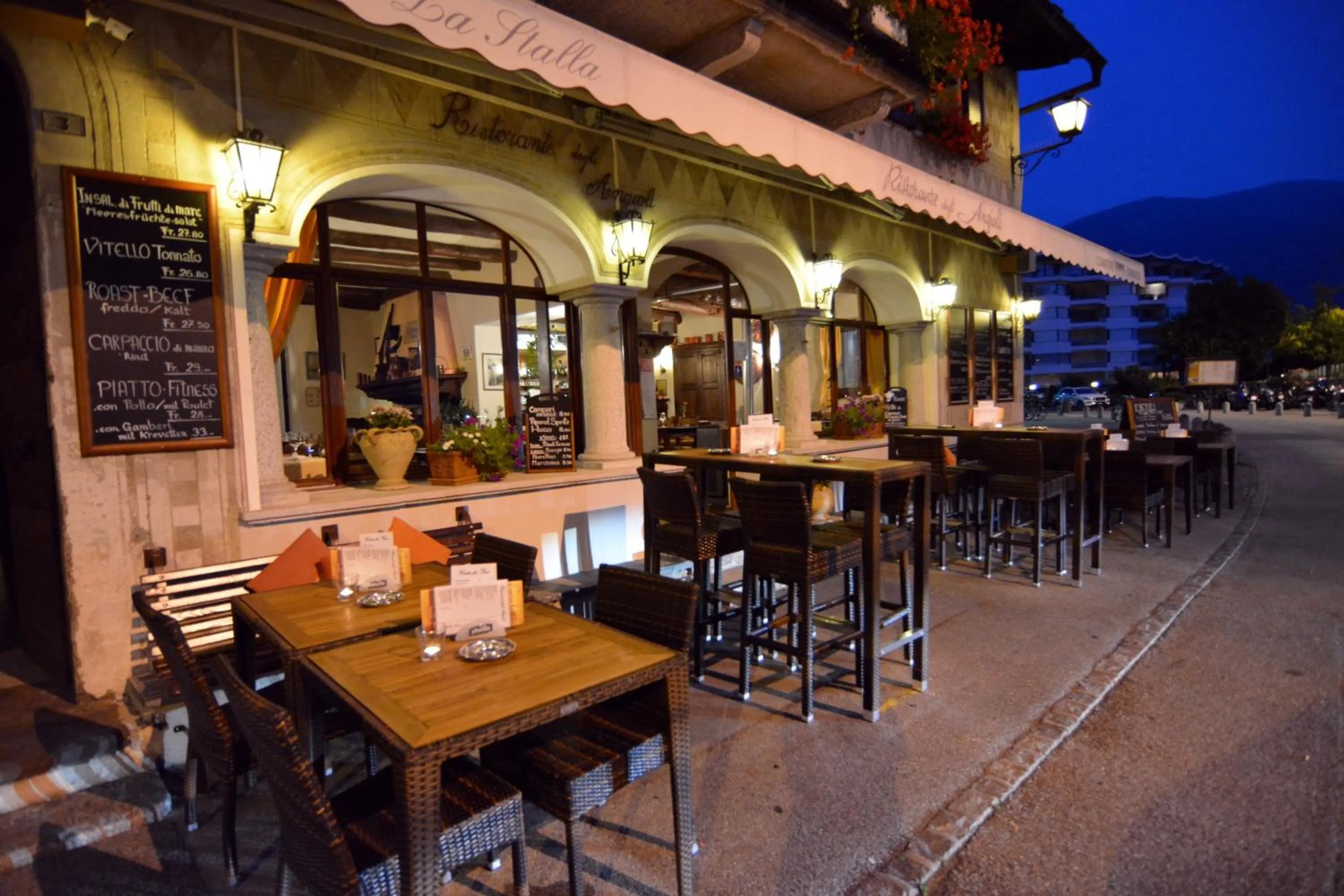 Restaurant/places to eat in Garni degli Angioli