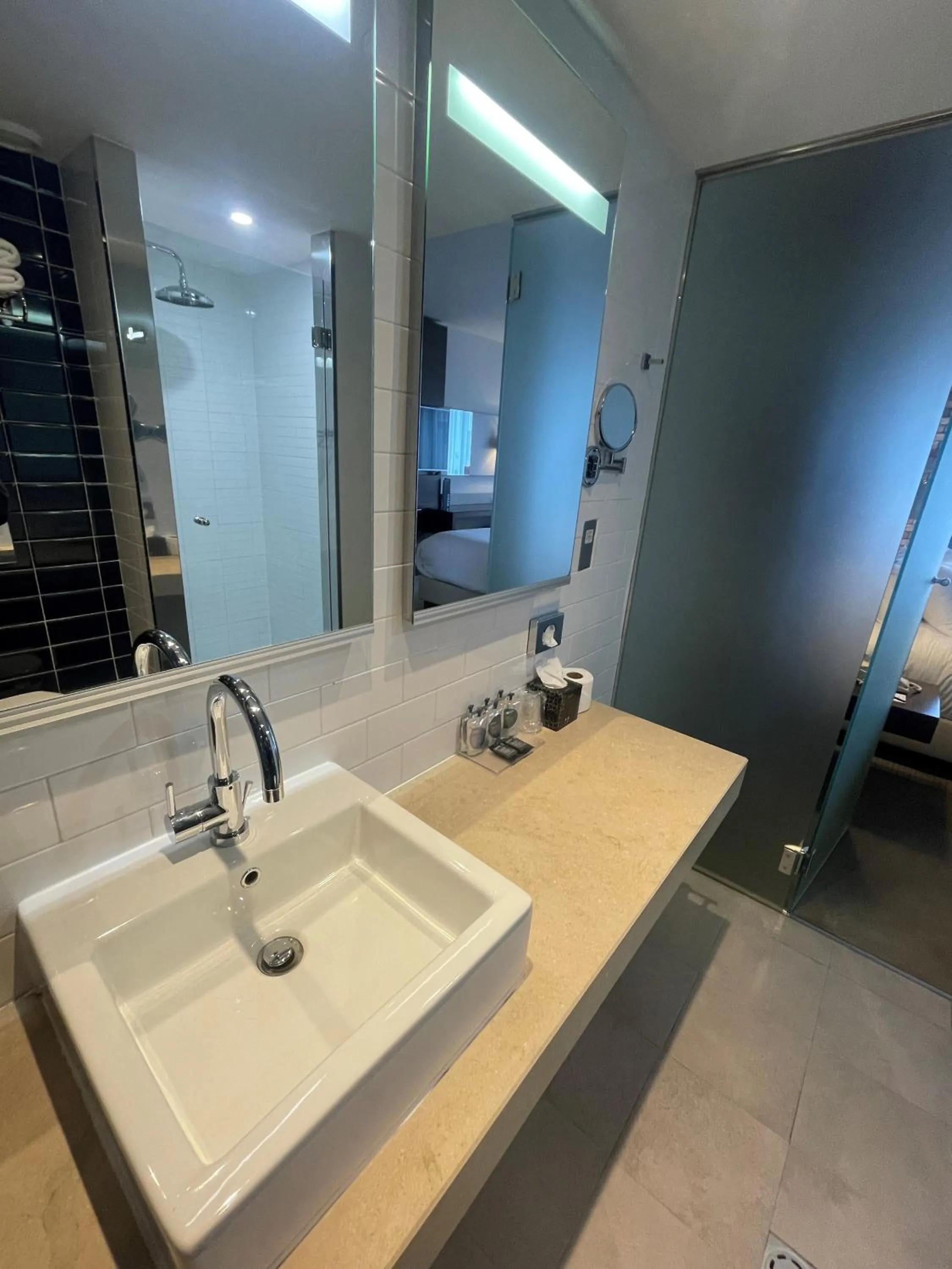 Bathroom in Absolute Hotel Limerick