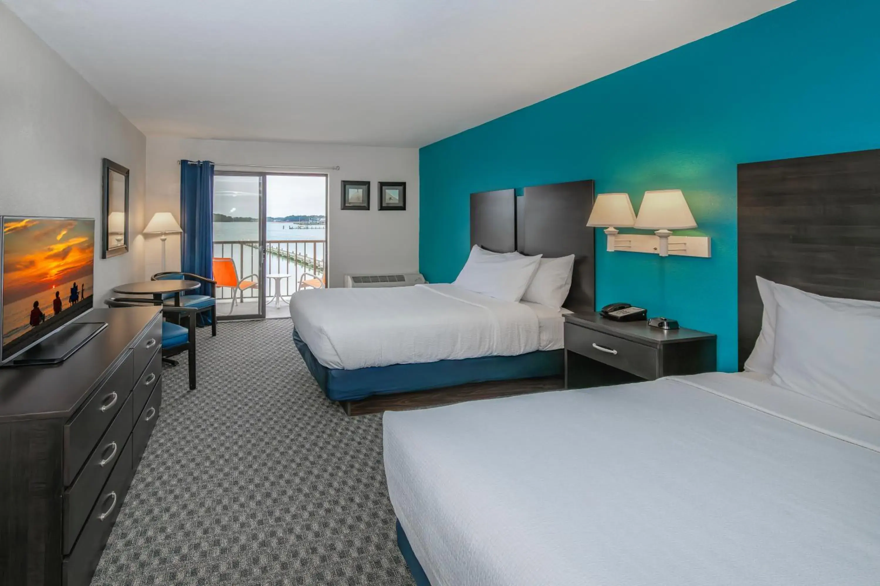 Double Room with Two Double Beds and Bay View in The Bay Resort Double Room with Two Double Beds and Bay View in The Bay Resort