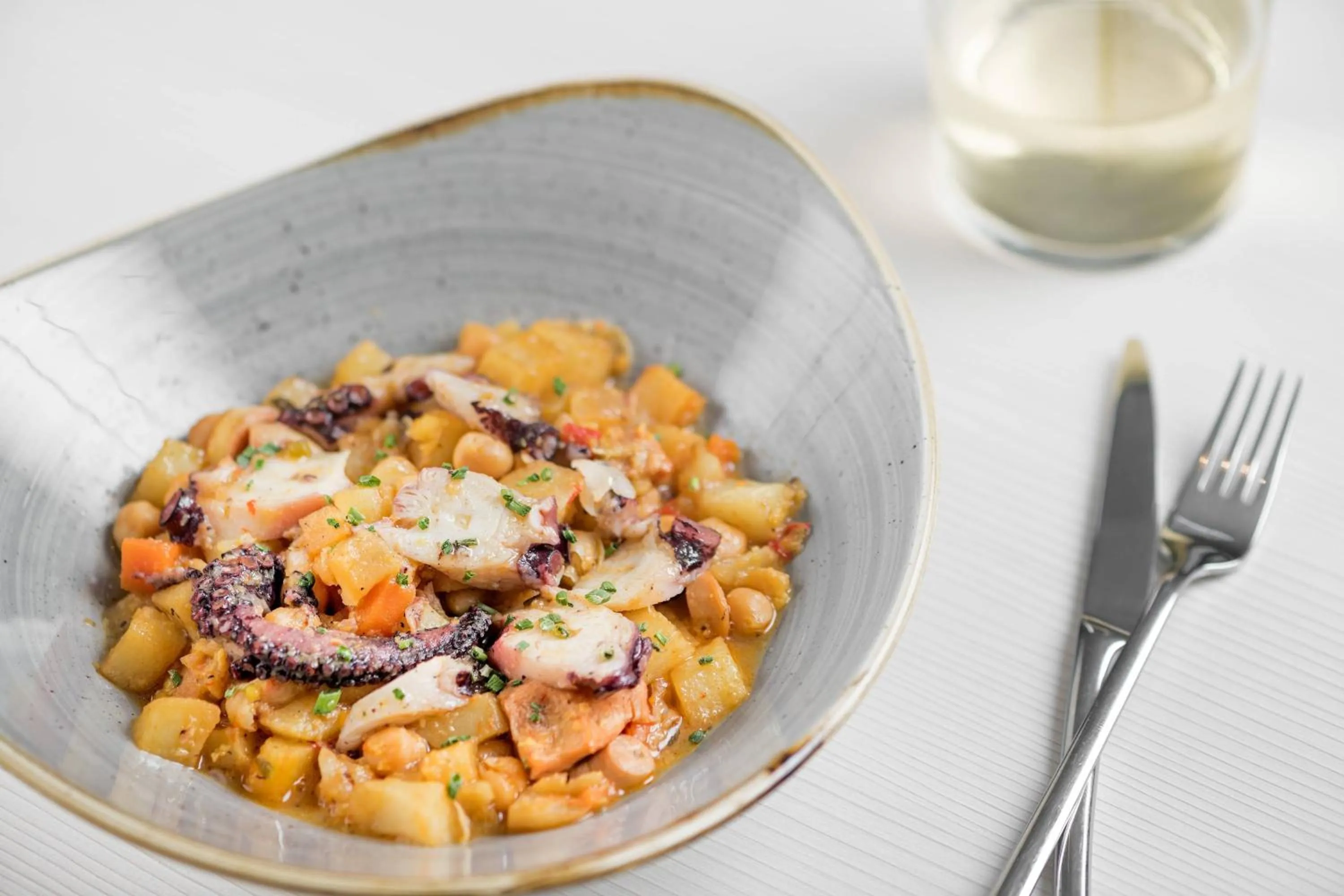 Lounge or bar in AC Hotel Iberia Las Palmas by Marriott