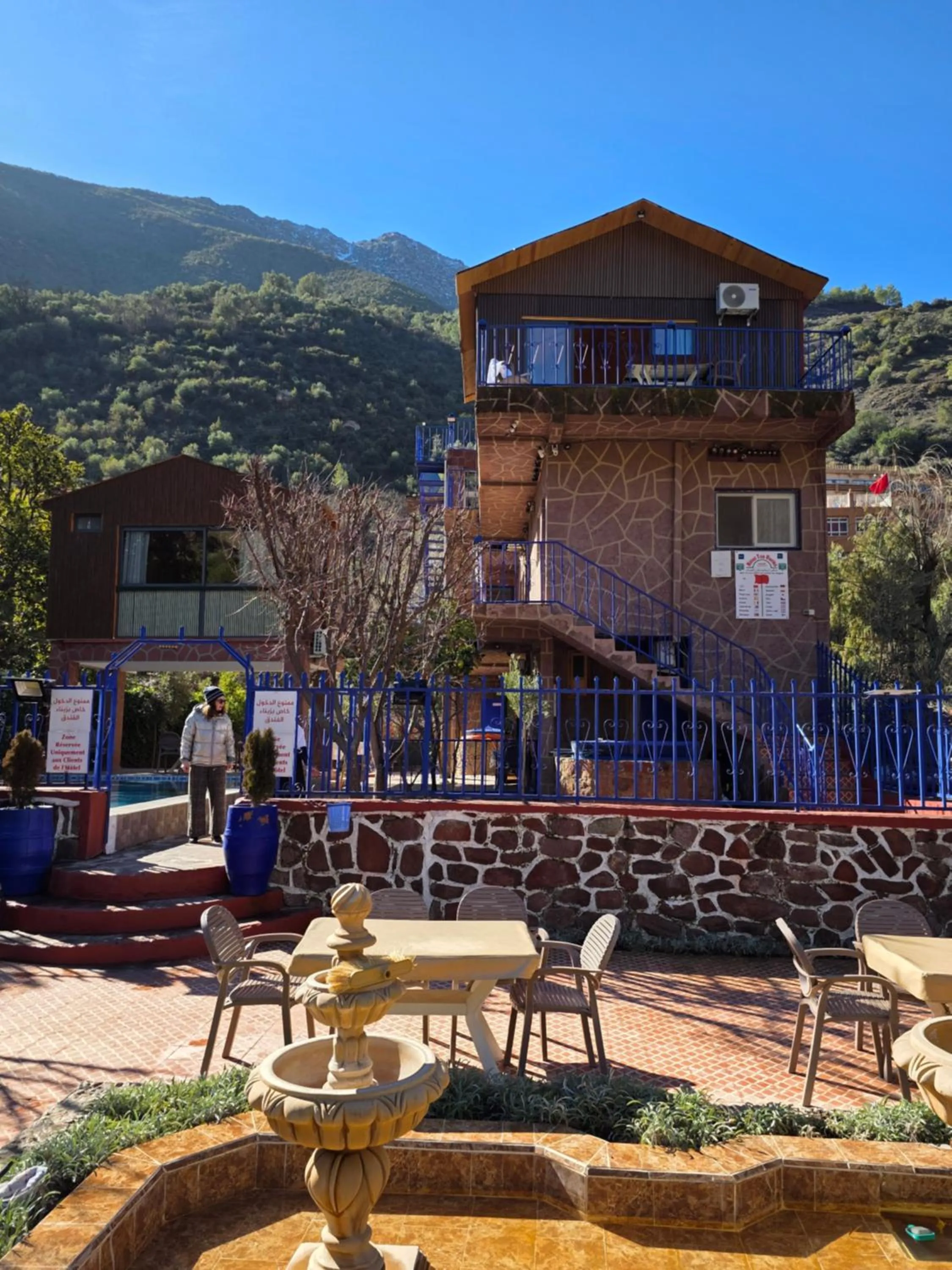 Property building in Top Ourika