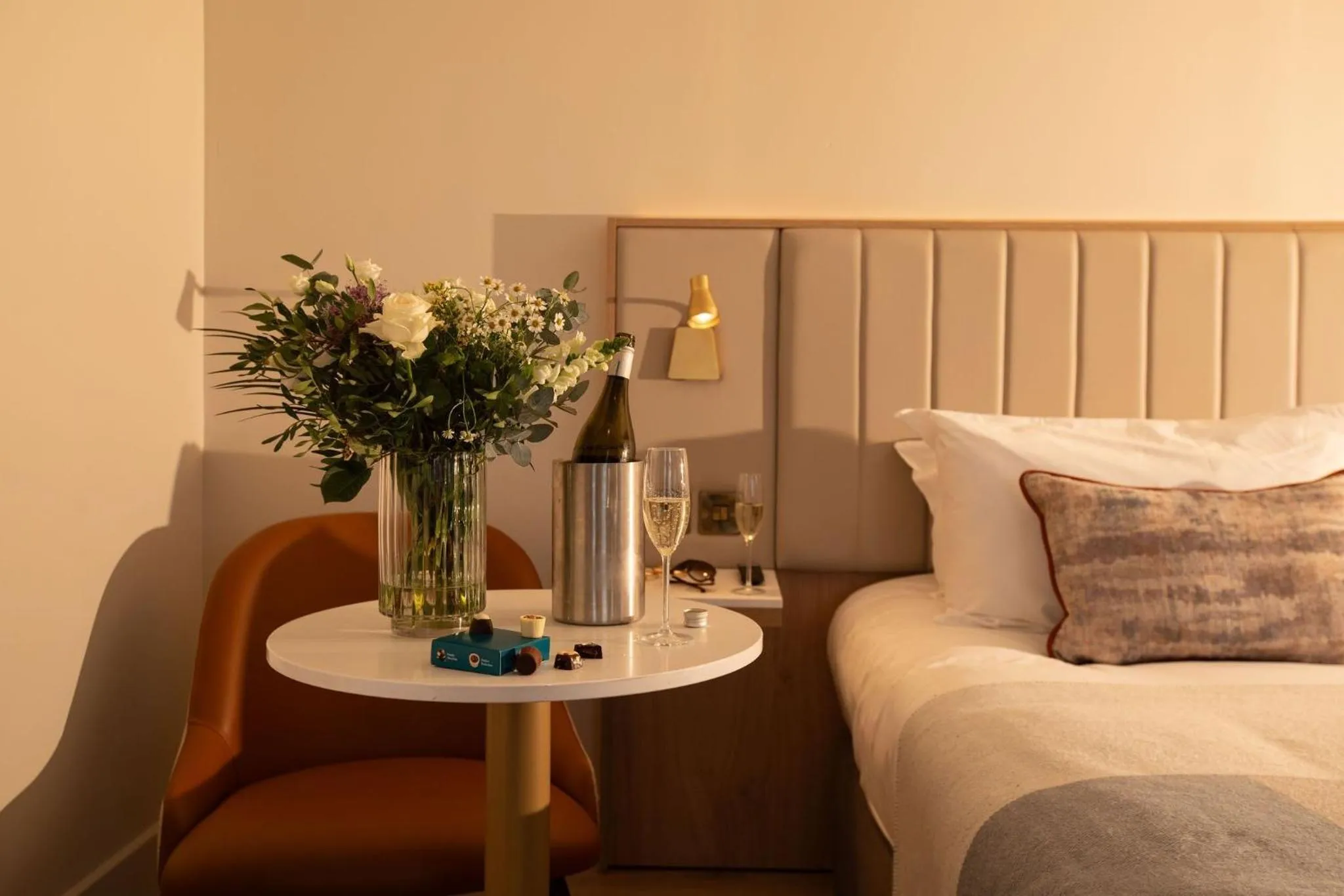 Seating area, Bed in The Address Sligo