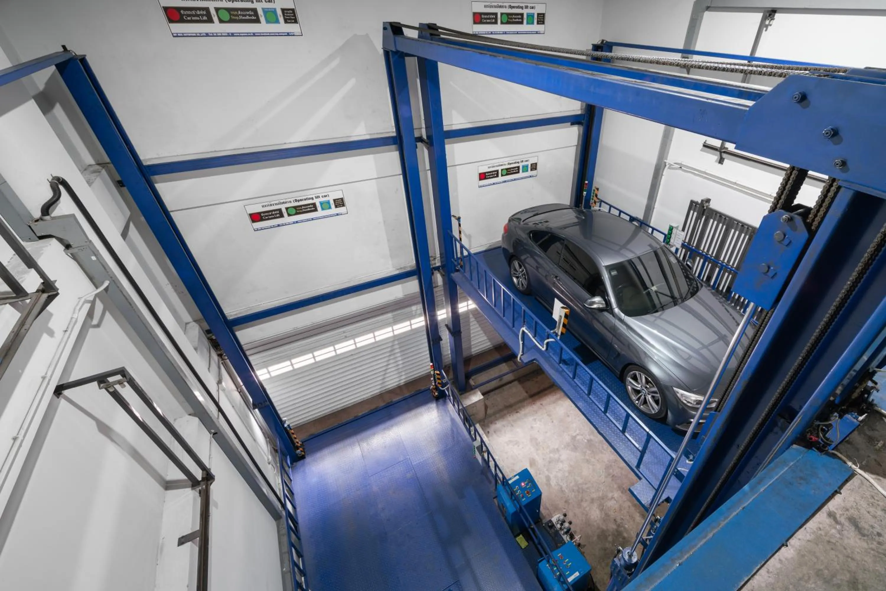 Parking in Samyan Serene Hotel