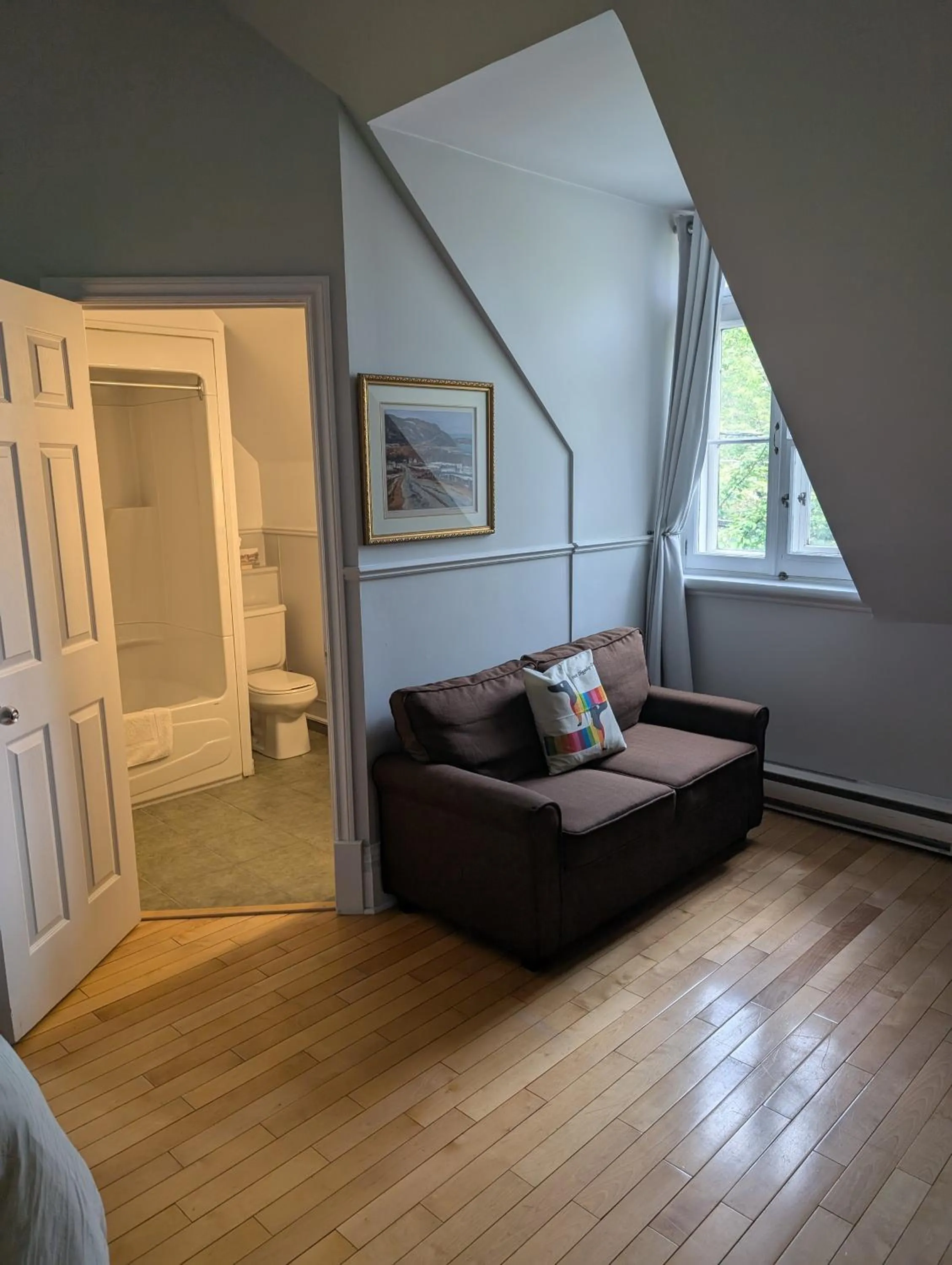 Bathroom in Aux petits oiseaux