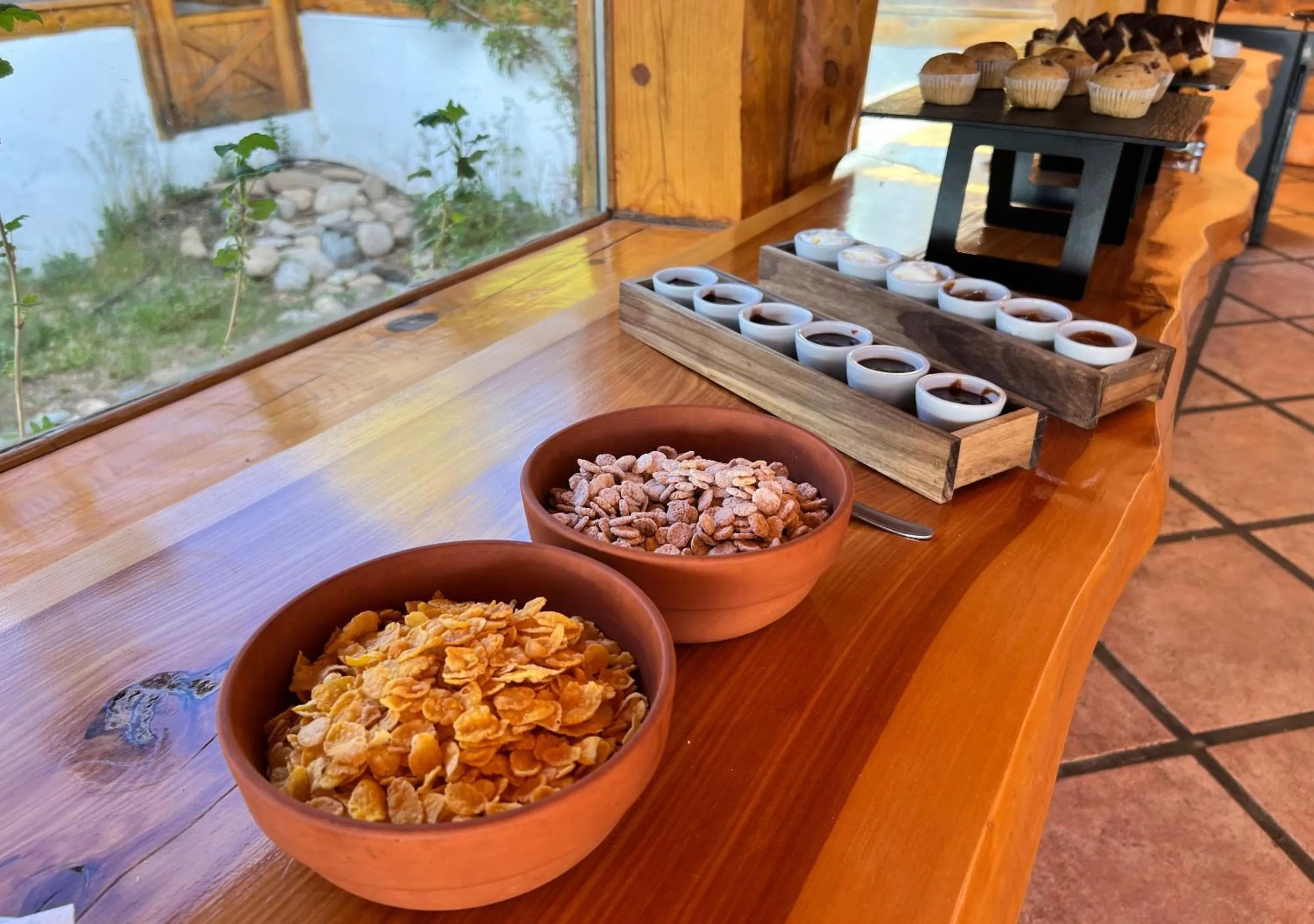 Buffet breakfast in La Balconada by DOT Boutique