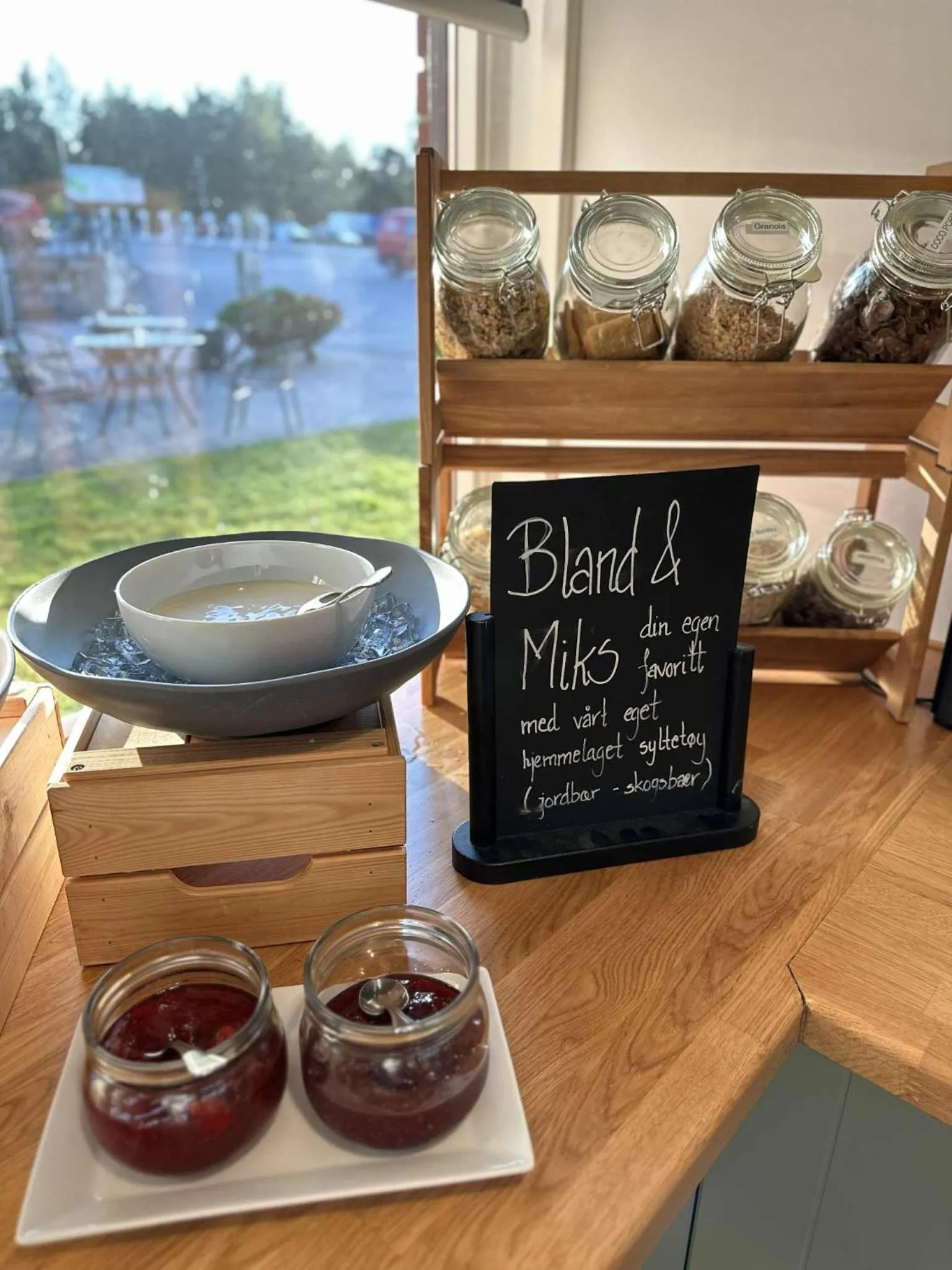 Breakfast in Slobrua Gjestegård