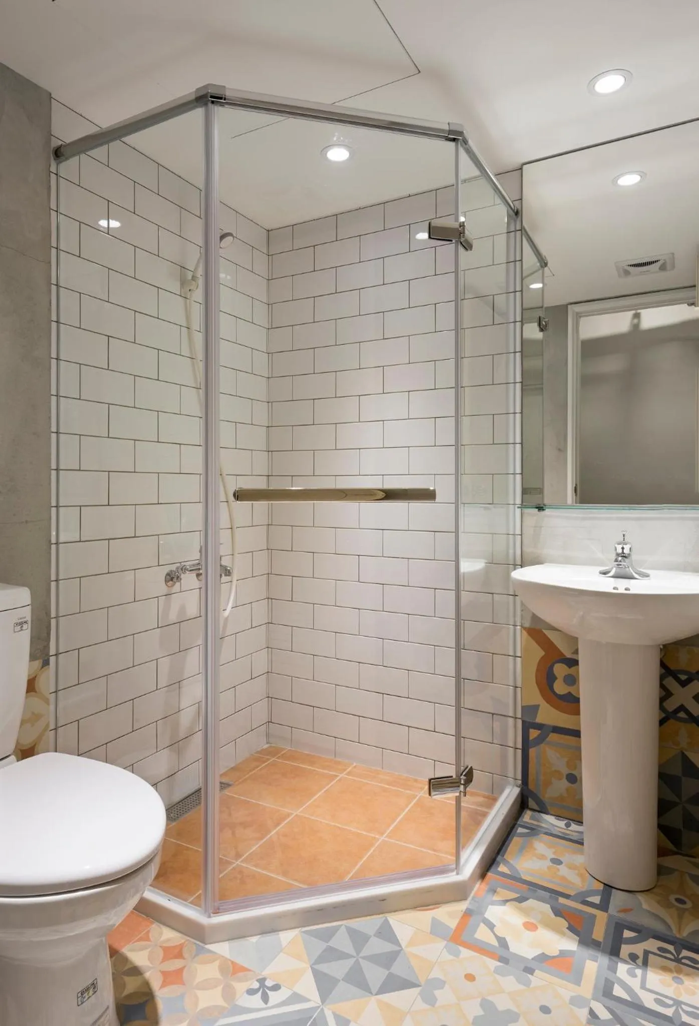 Photo of the whole room in 109台北旅館-台北109青旅 109 Taipei Hotel - Taipei 109 Hostel