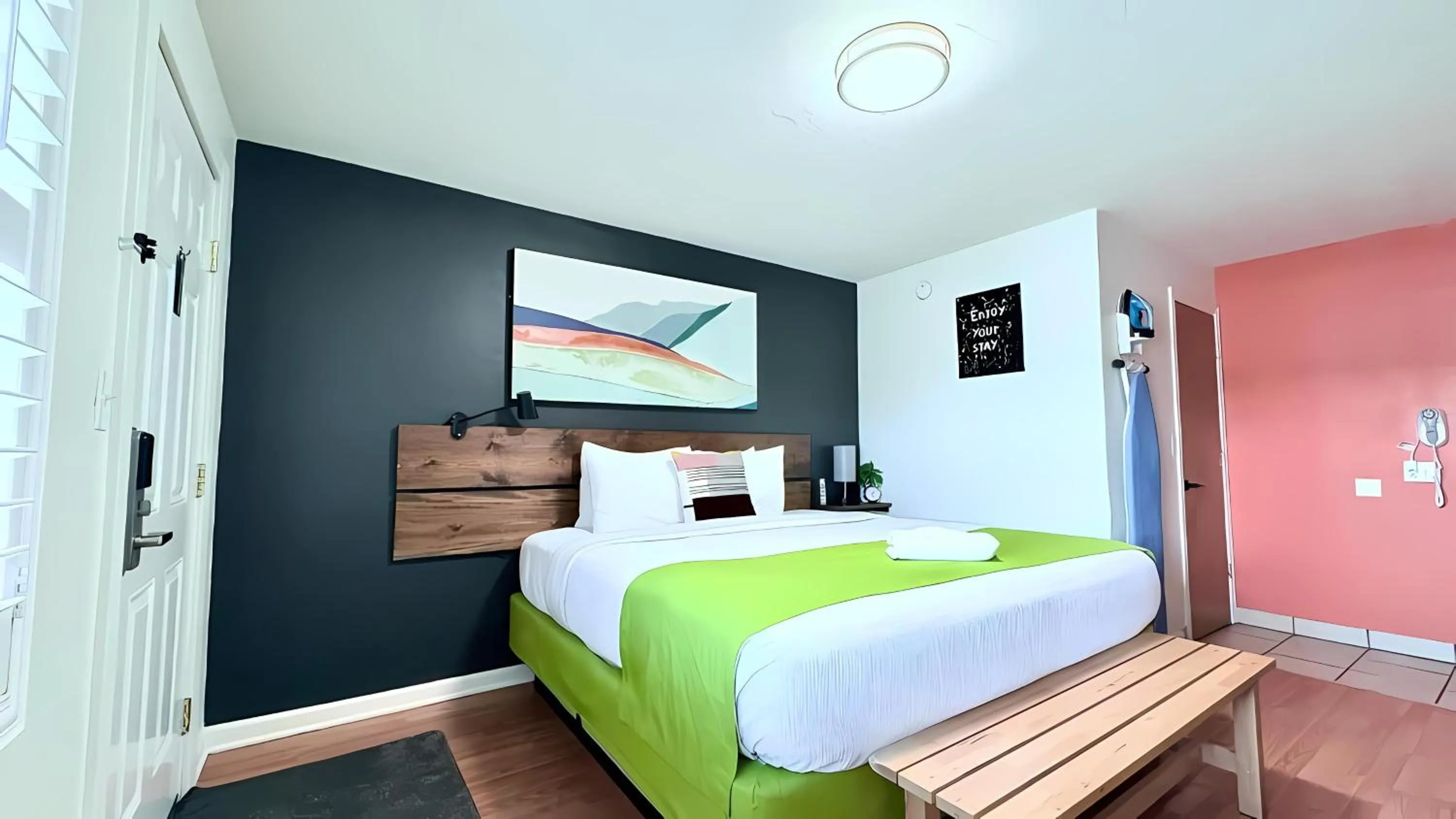 Bed in City Center Motel