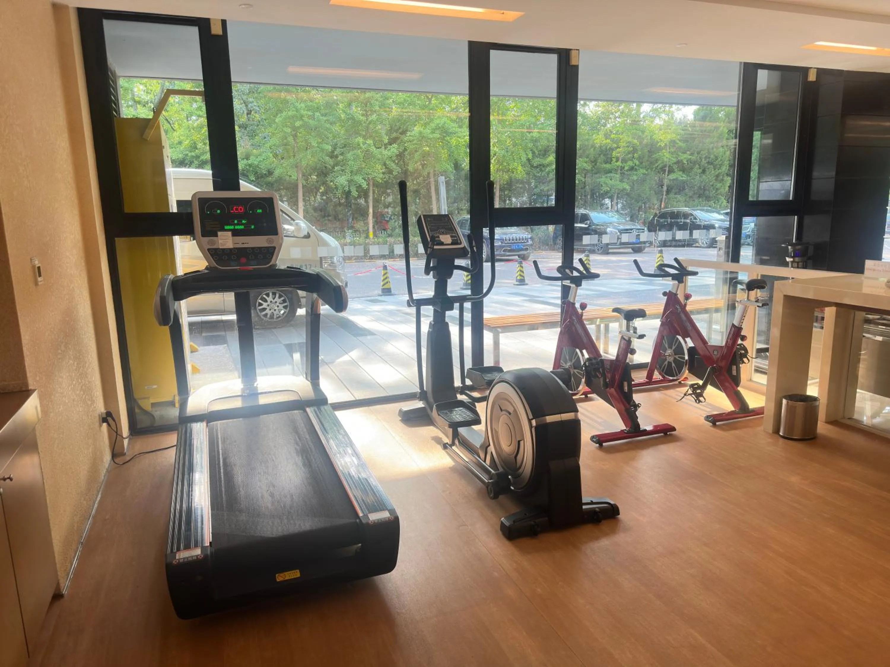 Fitness centre/facilities in Holiday Inn Express Beijing Airport Zone, an IHG Hotel
