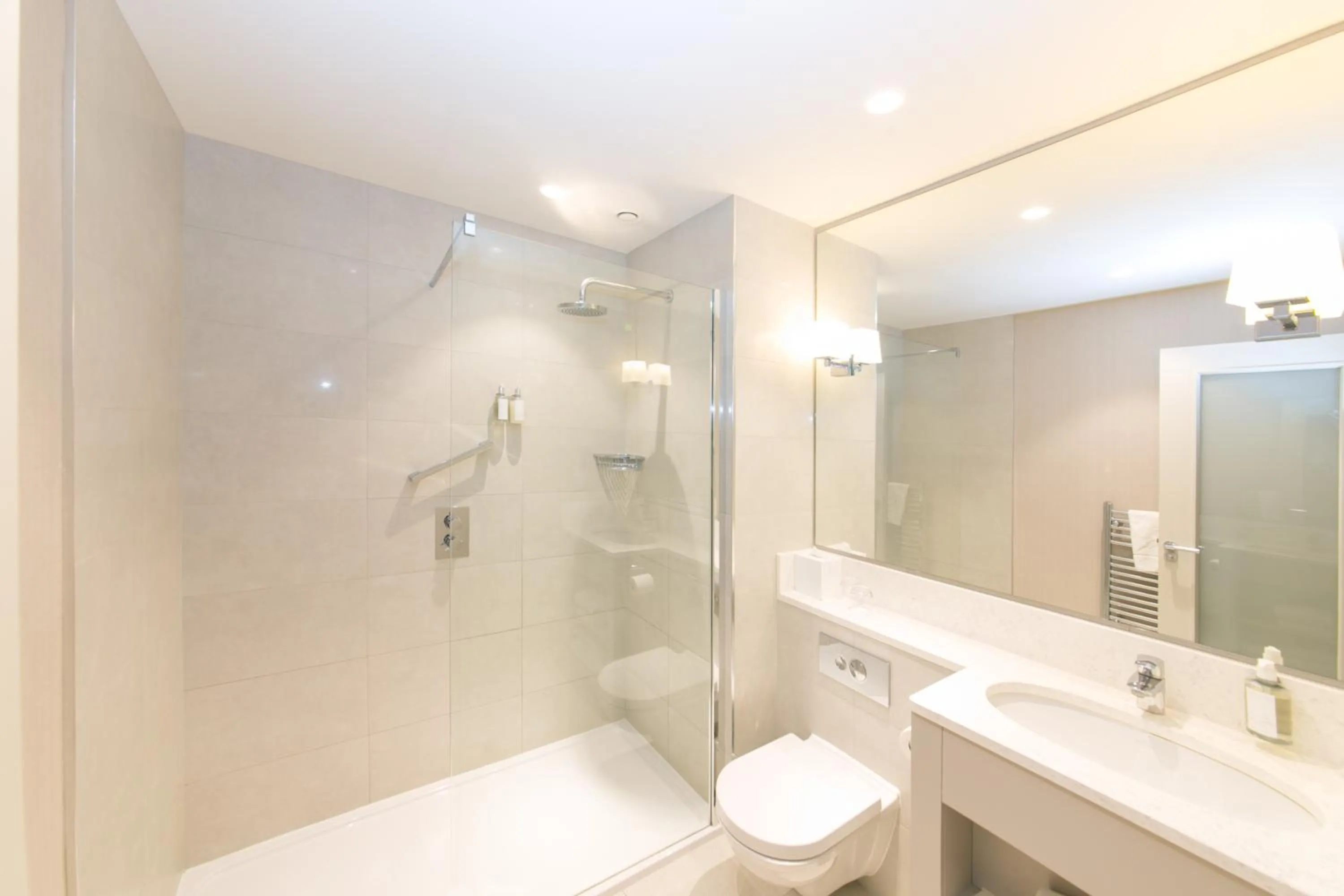 Bathroom in Portmarnock Resort & Jameson Golf Links