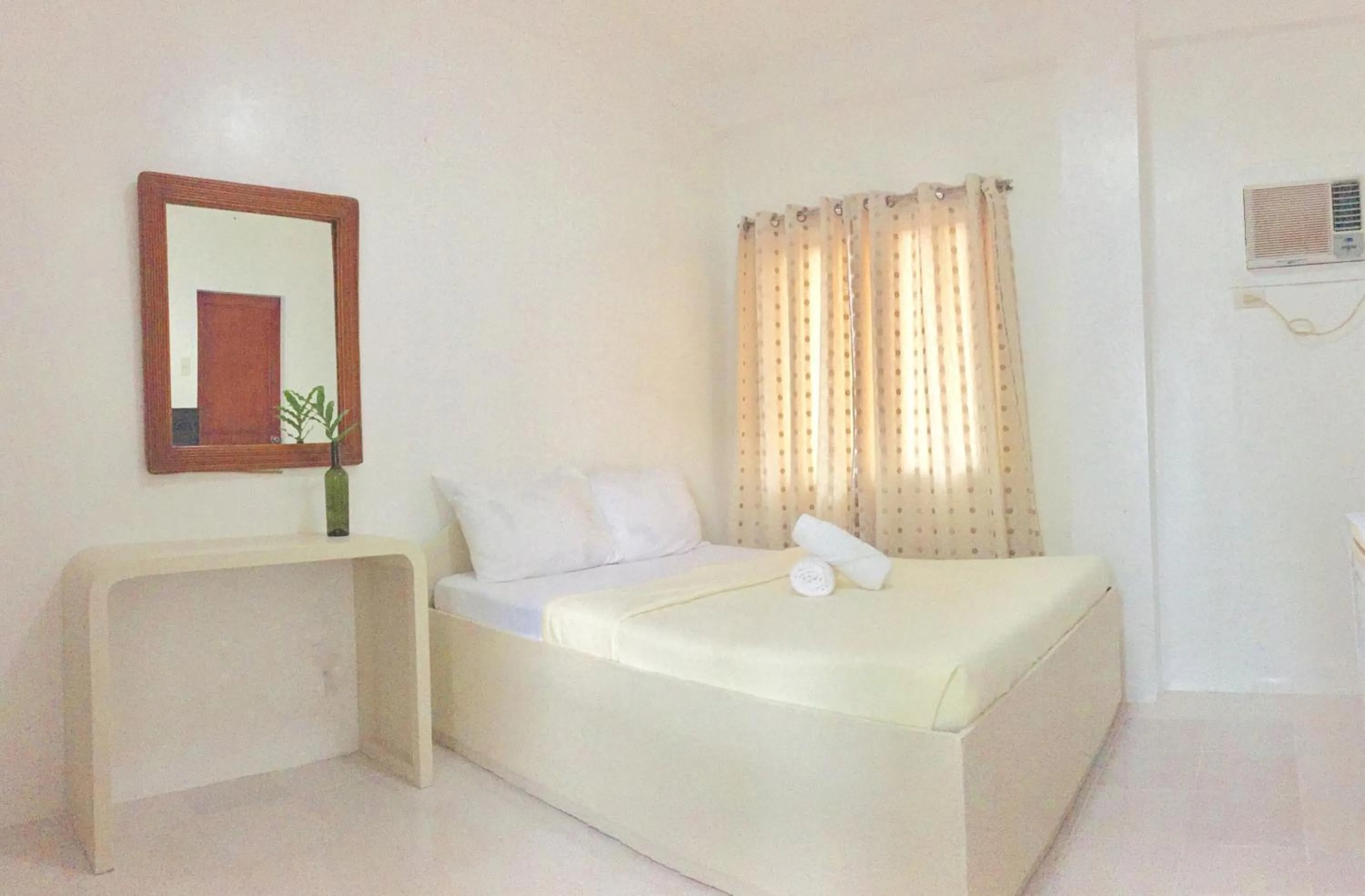 Bed in Seabird International Resort