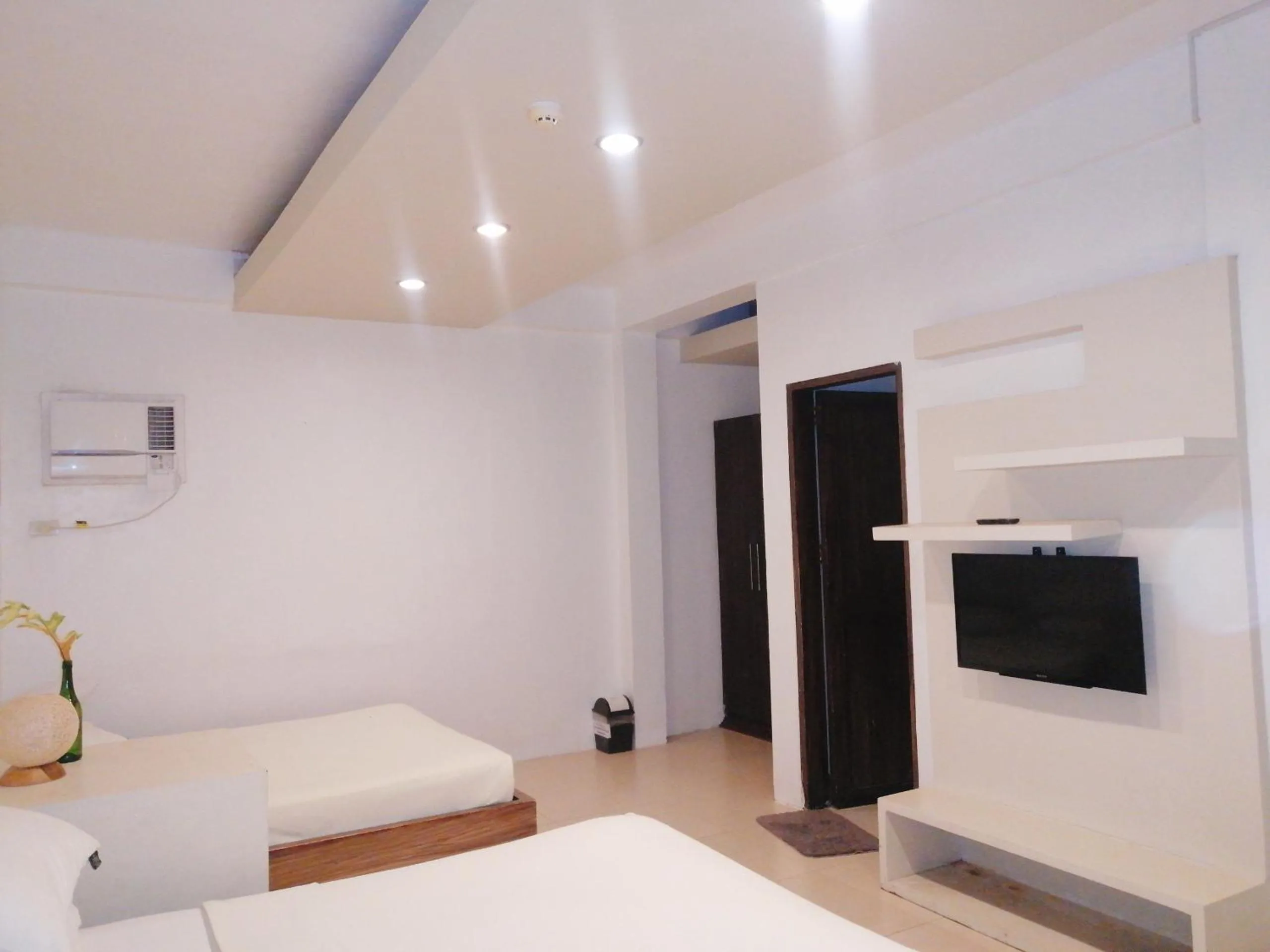 Bed in Seabird International Resort