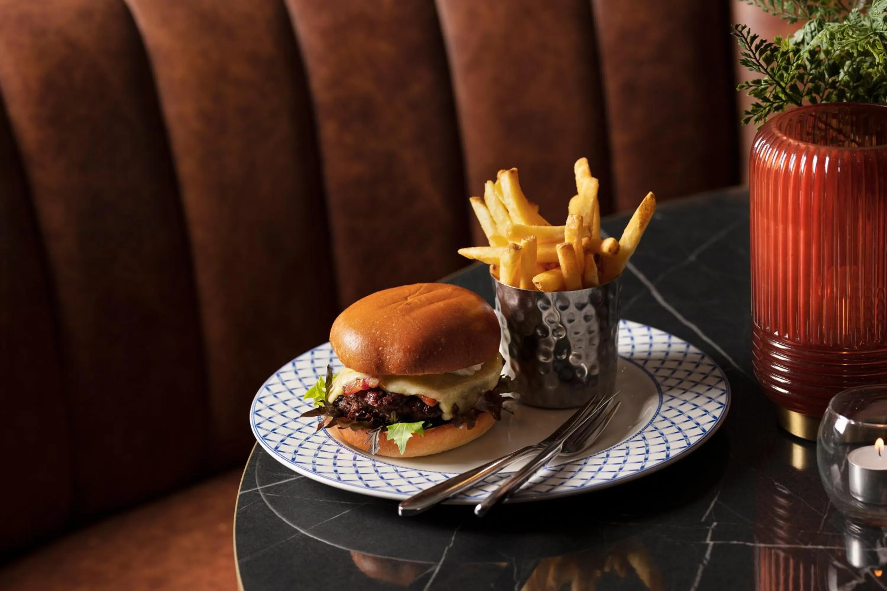 Food and drinks in Brook Lane Hotel