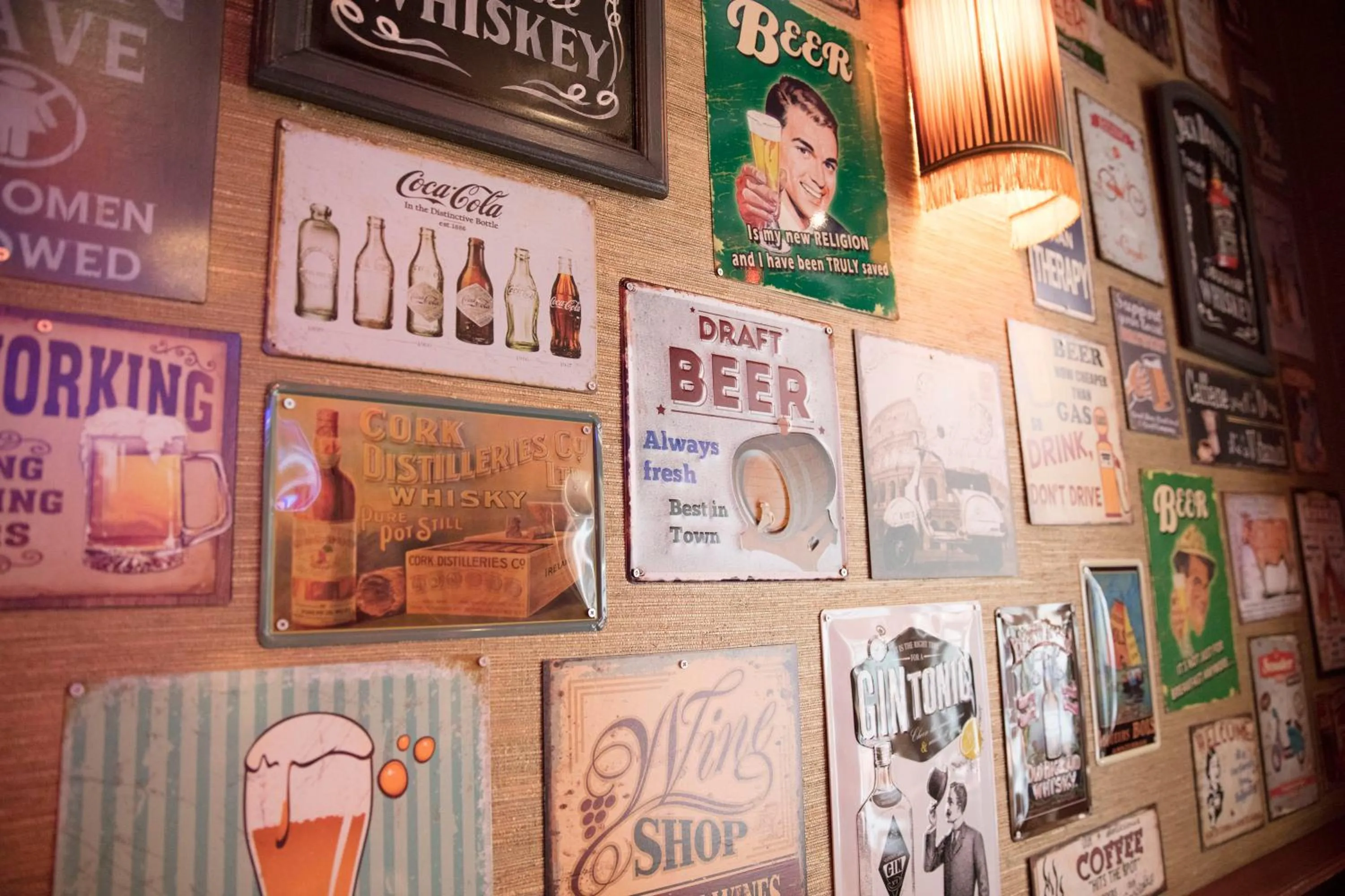 Lounge or bar in Durty Nelly's Inn