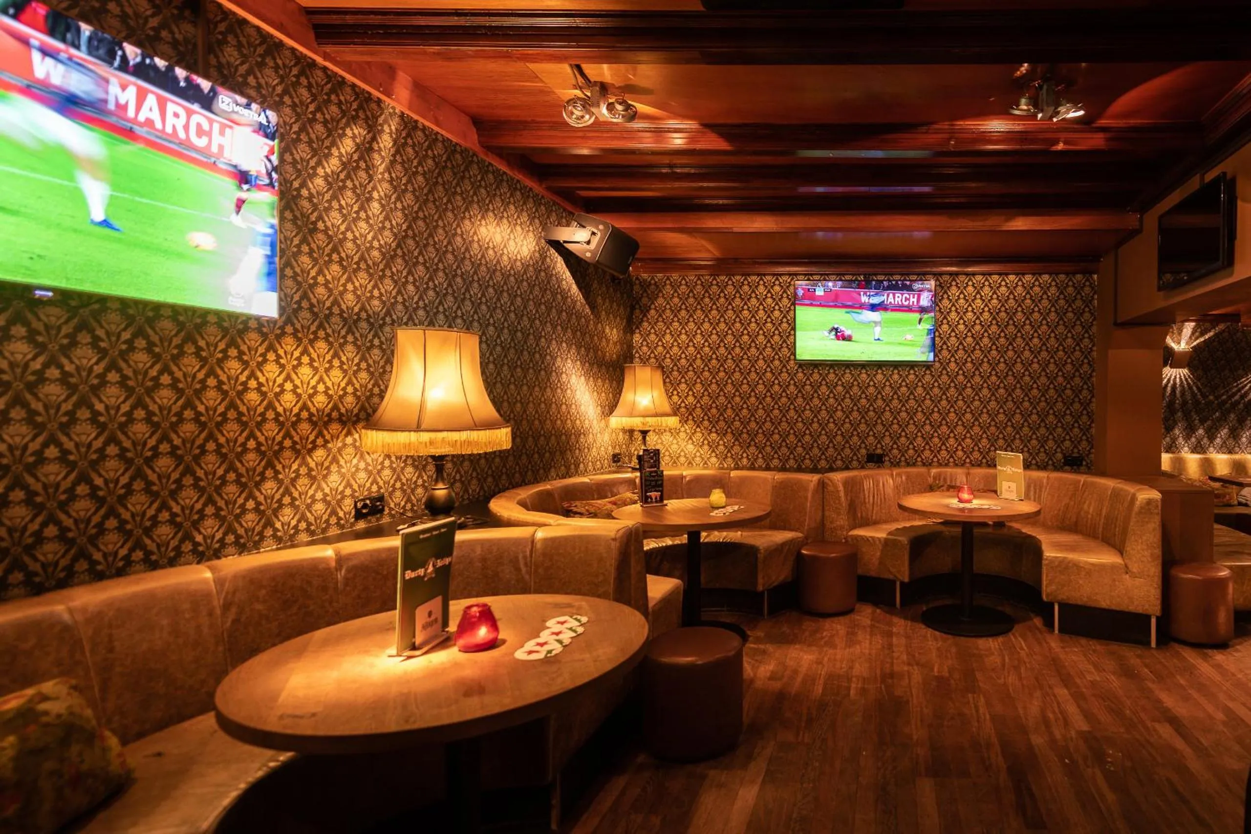 Lounge or bar in Durty Nelly's Inn