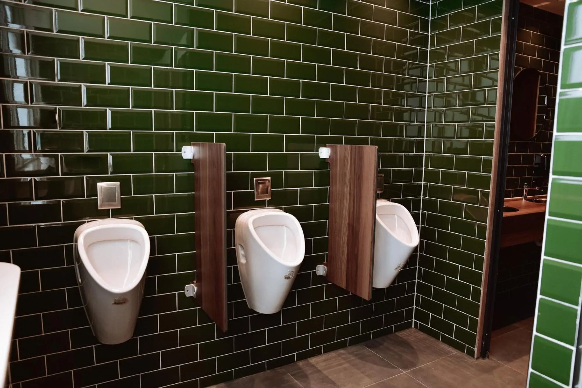 Bathroom in Durty Nelly's Inn