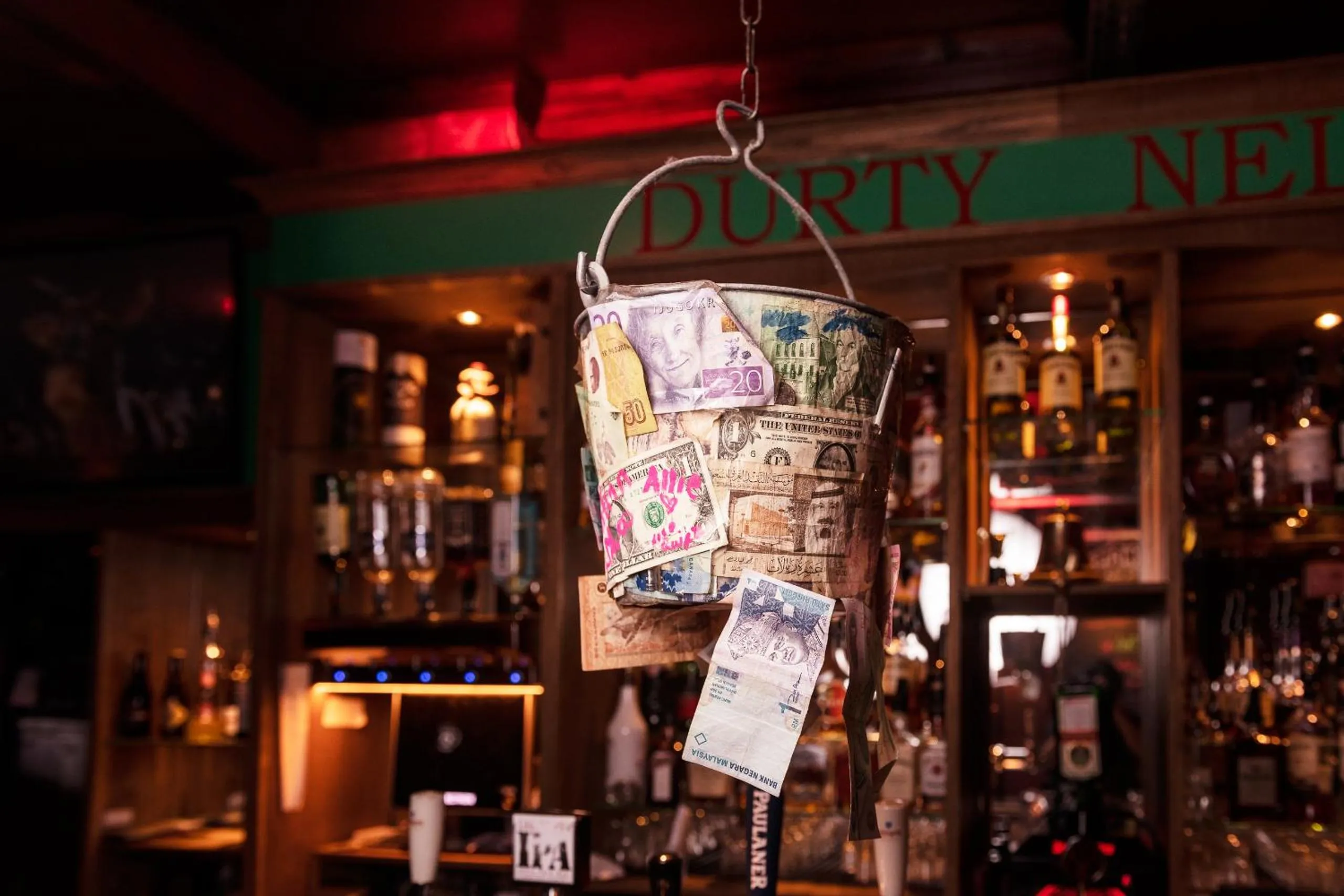 Restaurant/places to eat in Durty Nelly's Inn