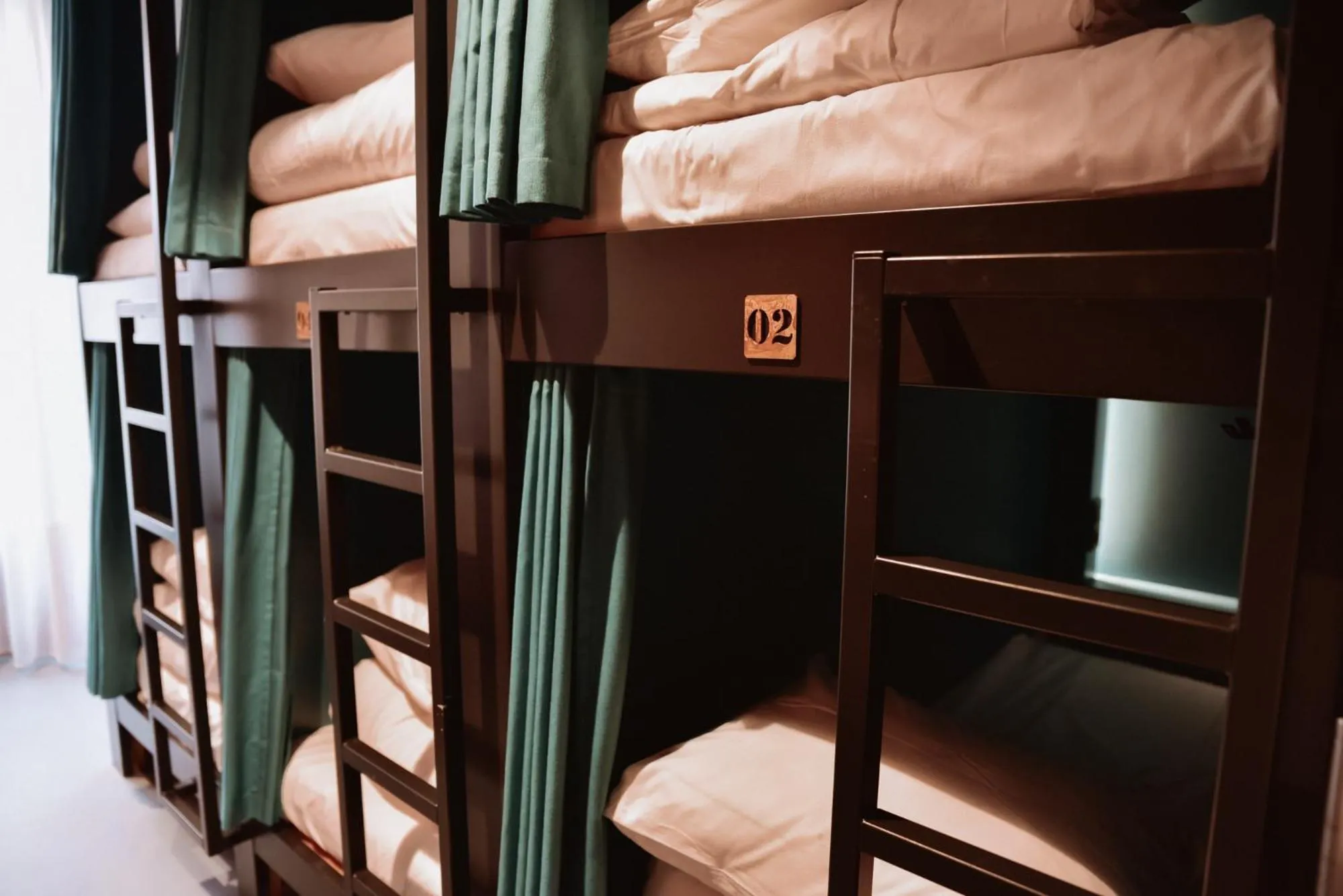 bunk bed, Bed in Durty Nelly's Inn