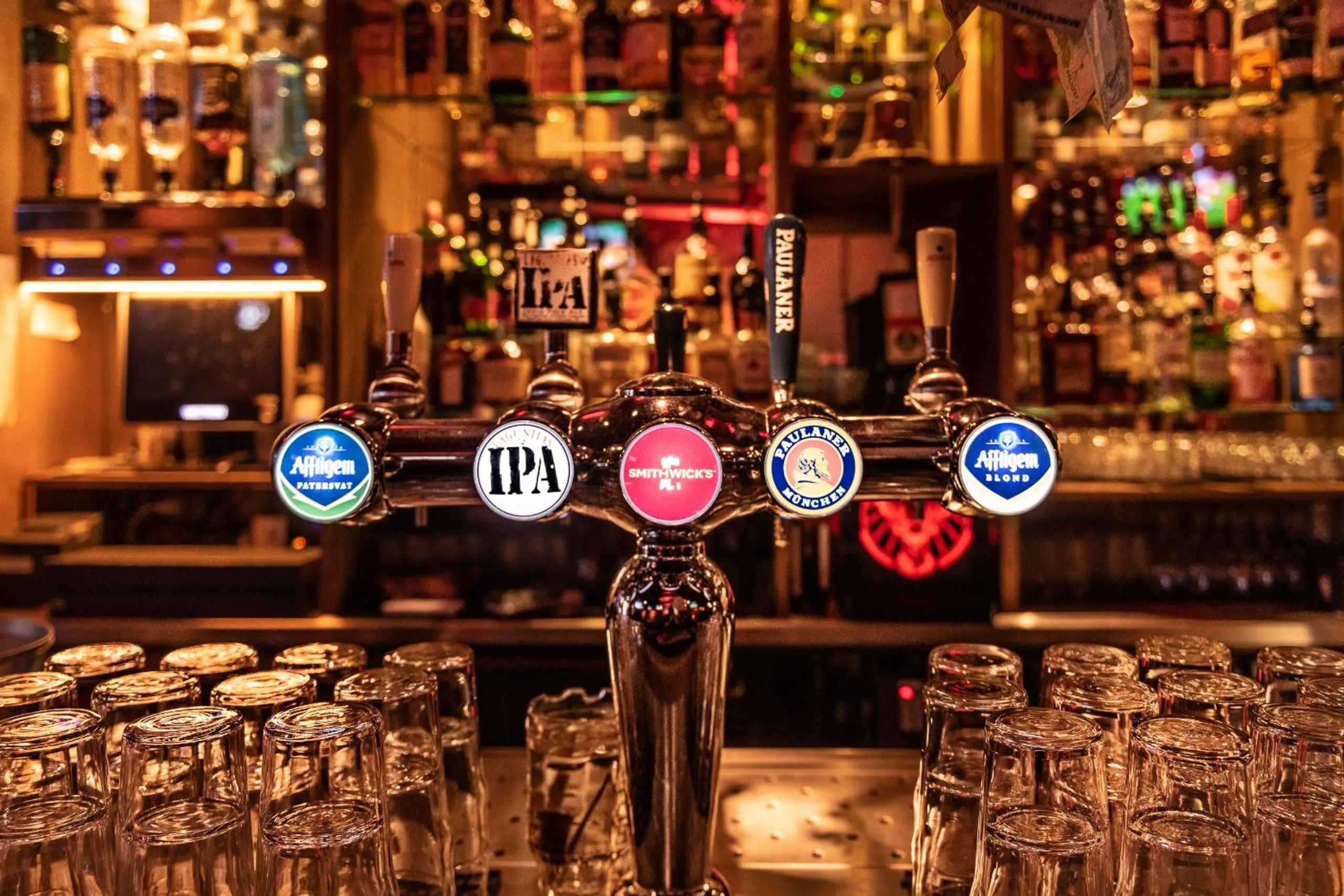 Lounge or bar in Durty Nelly's Inn