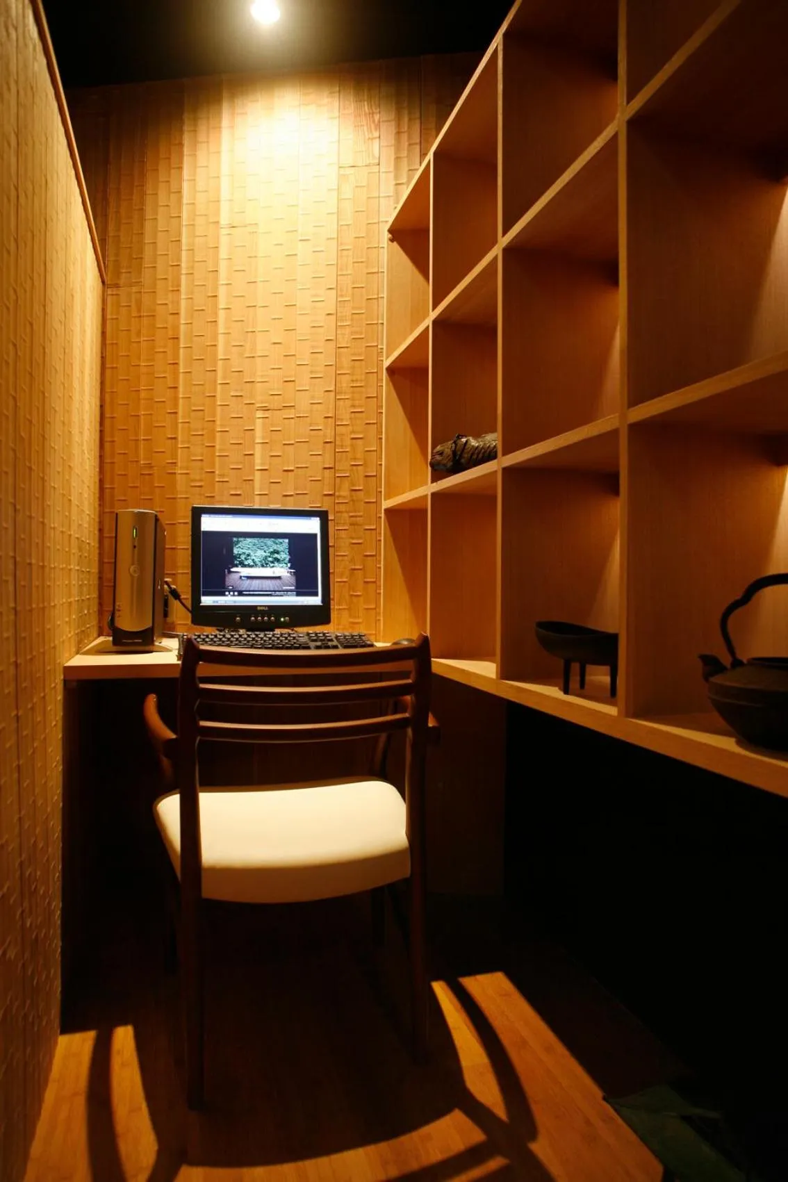 Business facilities in Seikansou