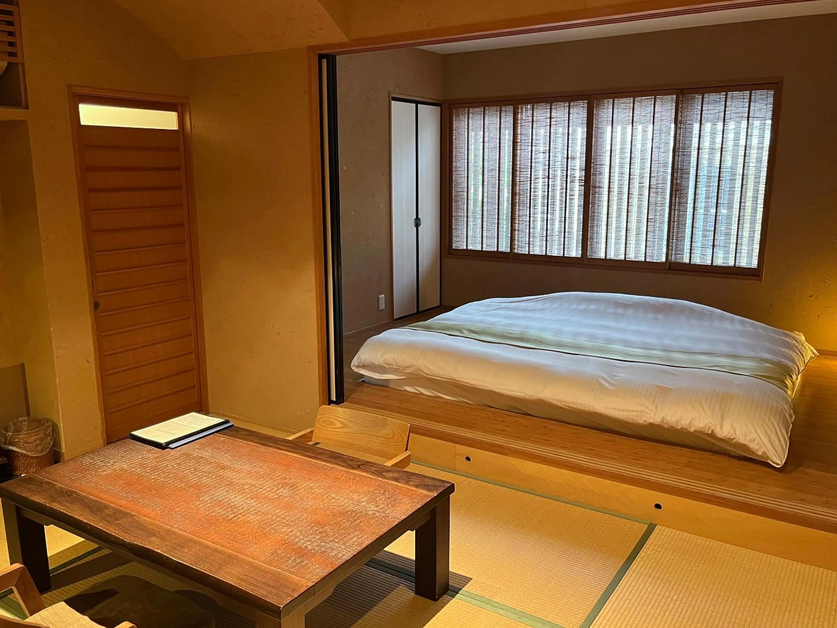 Bedroom, Bed in Seikansou