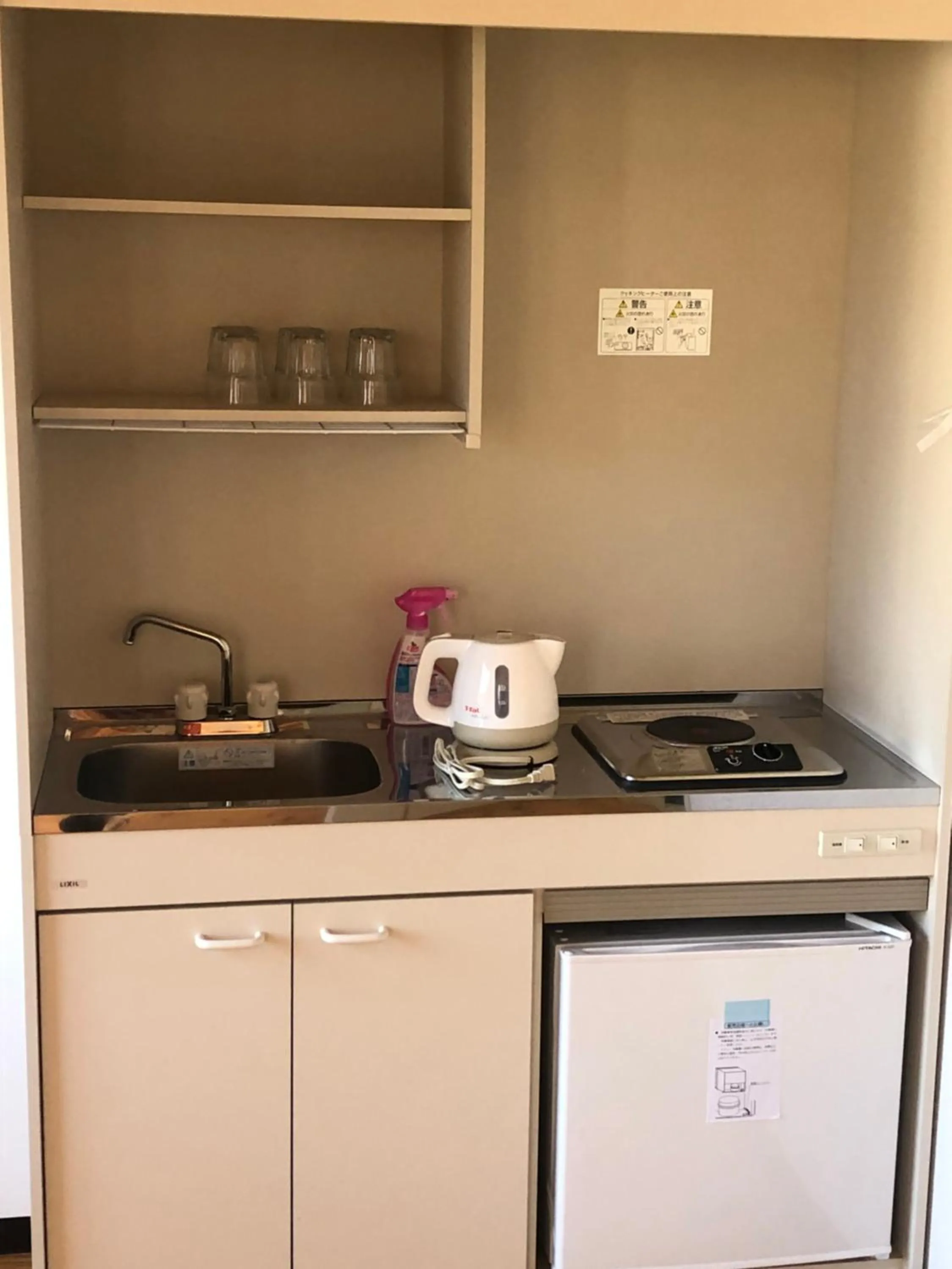 Kitchen or kitchenette in WEST in