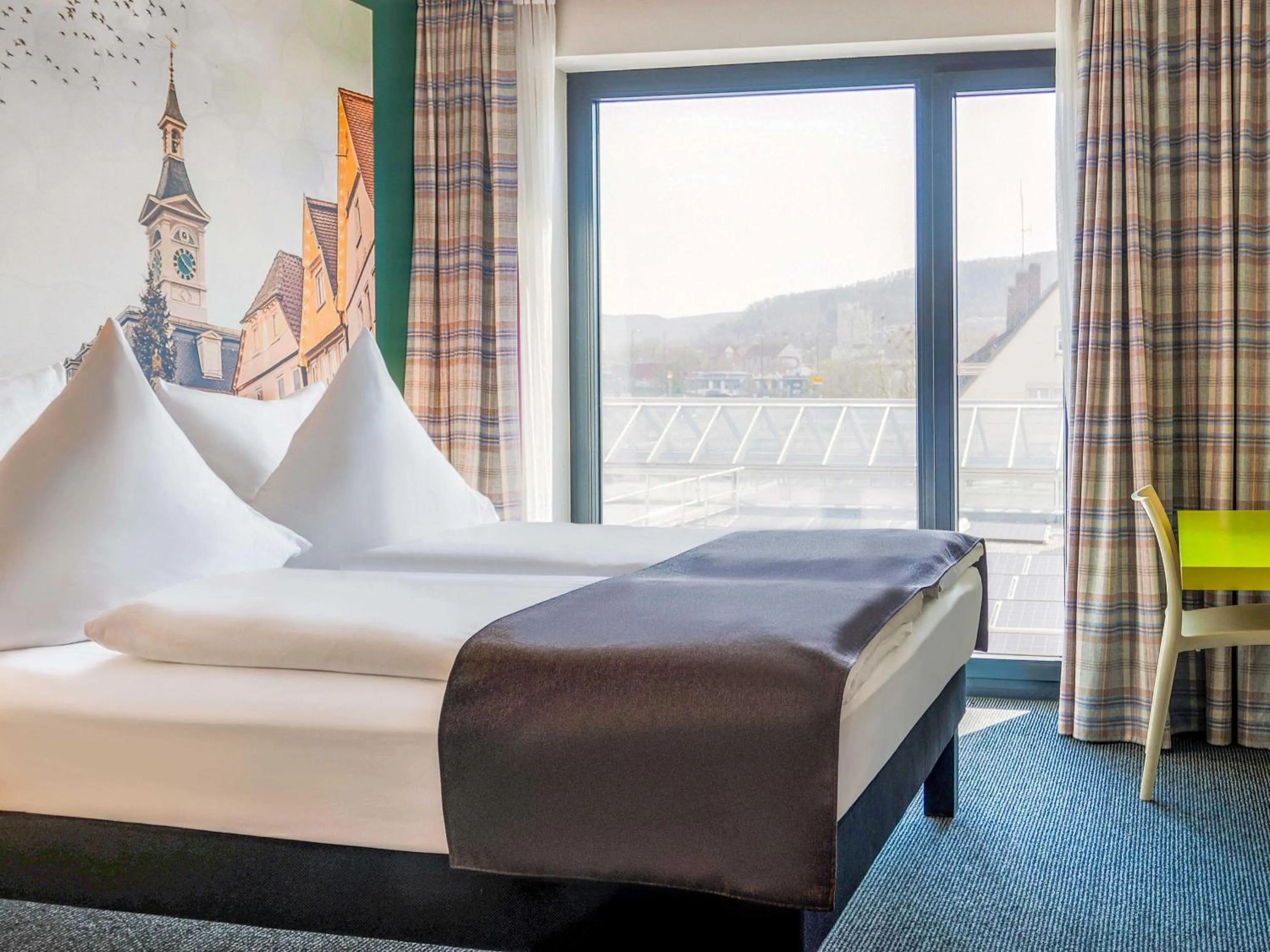 Photo of the whole room, Bed in B&B Hotel Aalen