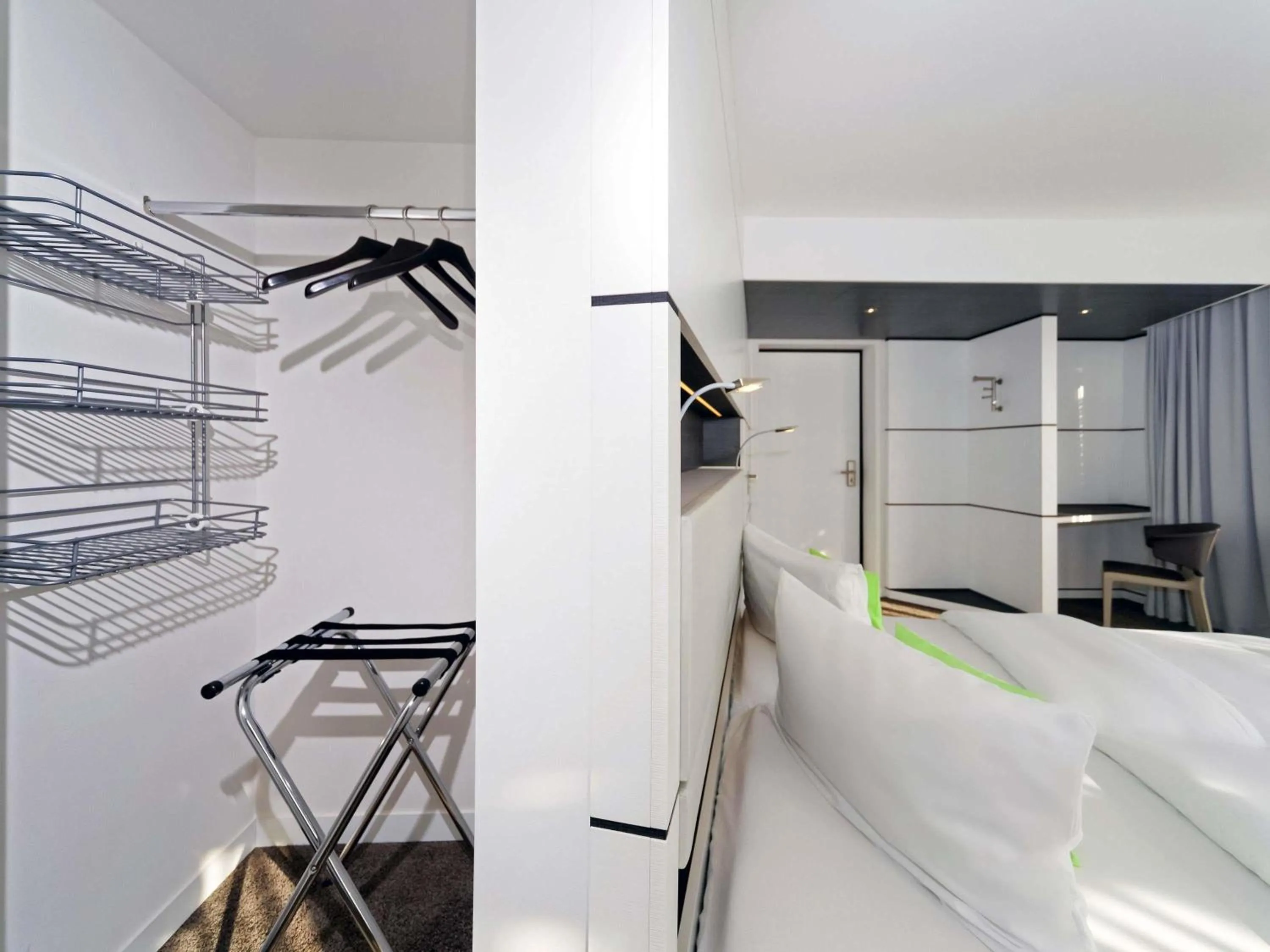 Bedroom, Bed in ibis Styles Nagold-Schwarzwald