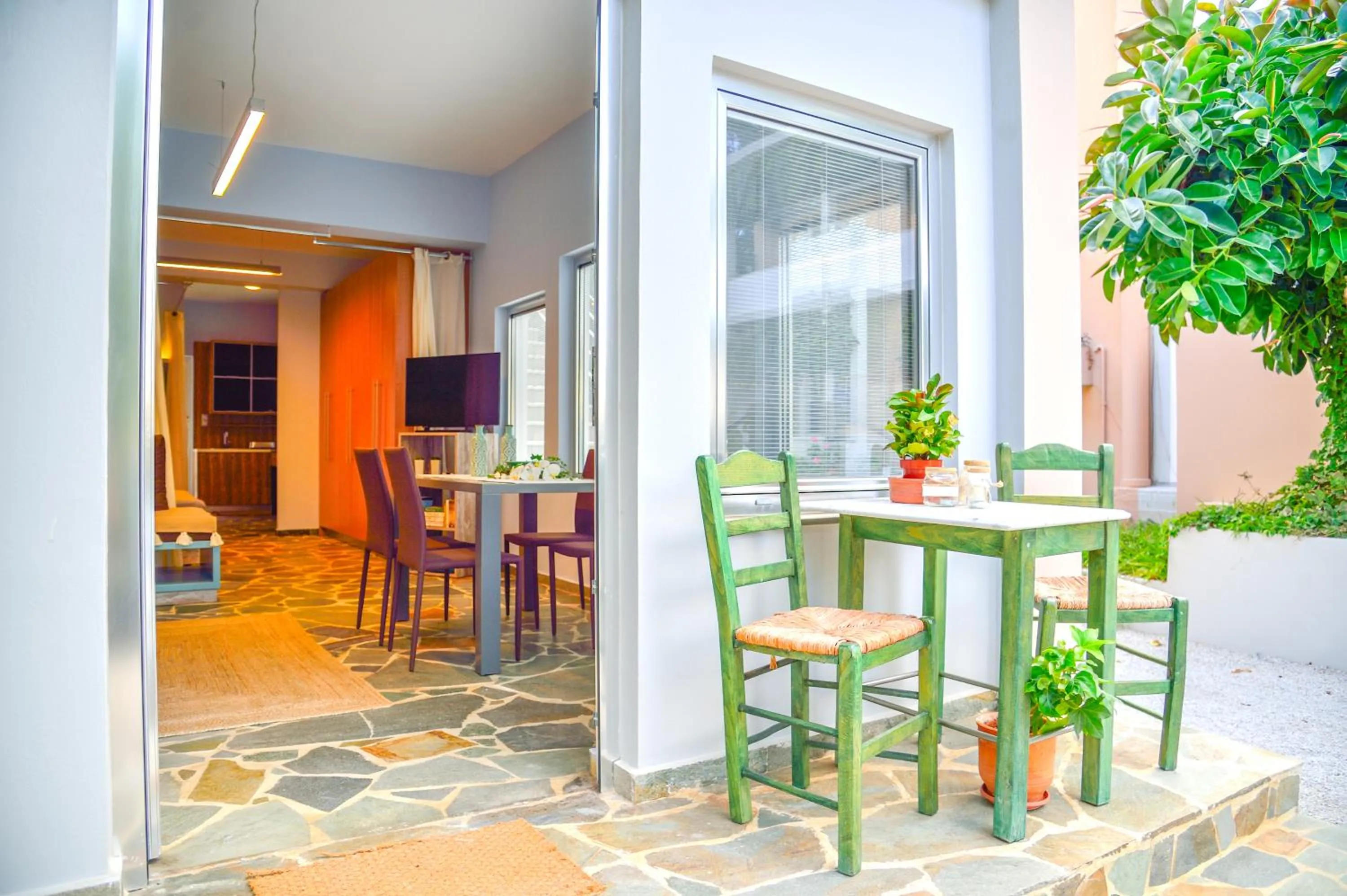 Seating area in Hotel Peli