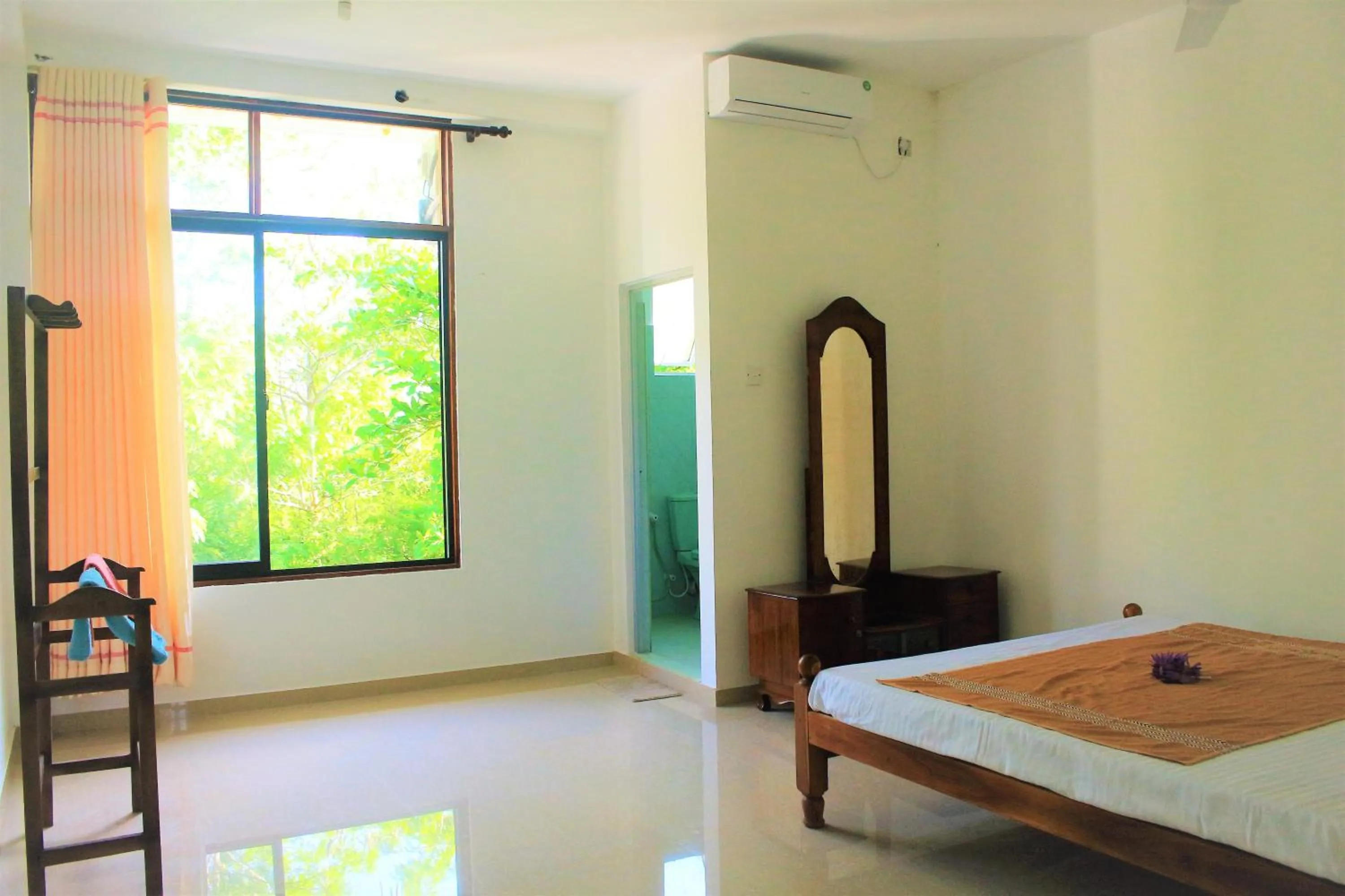 Bed in Samanala Resort