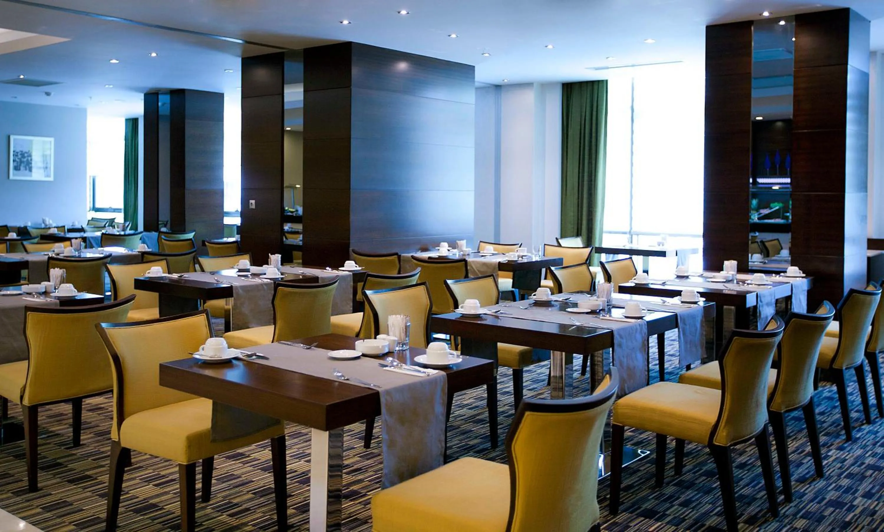 Restaurant/places to eat in Qafqaz Baku City Hotel & Residences