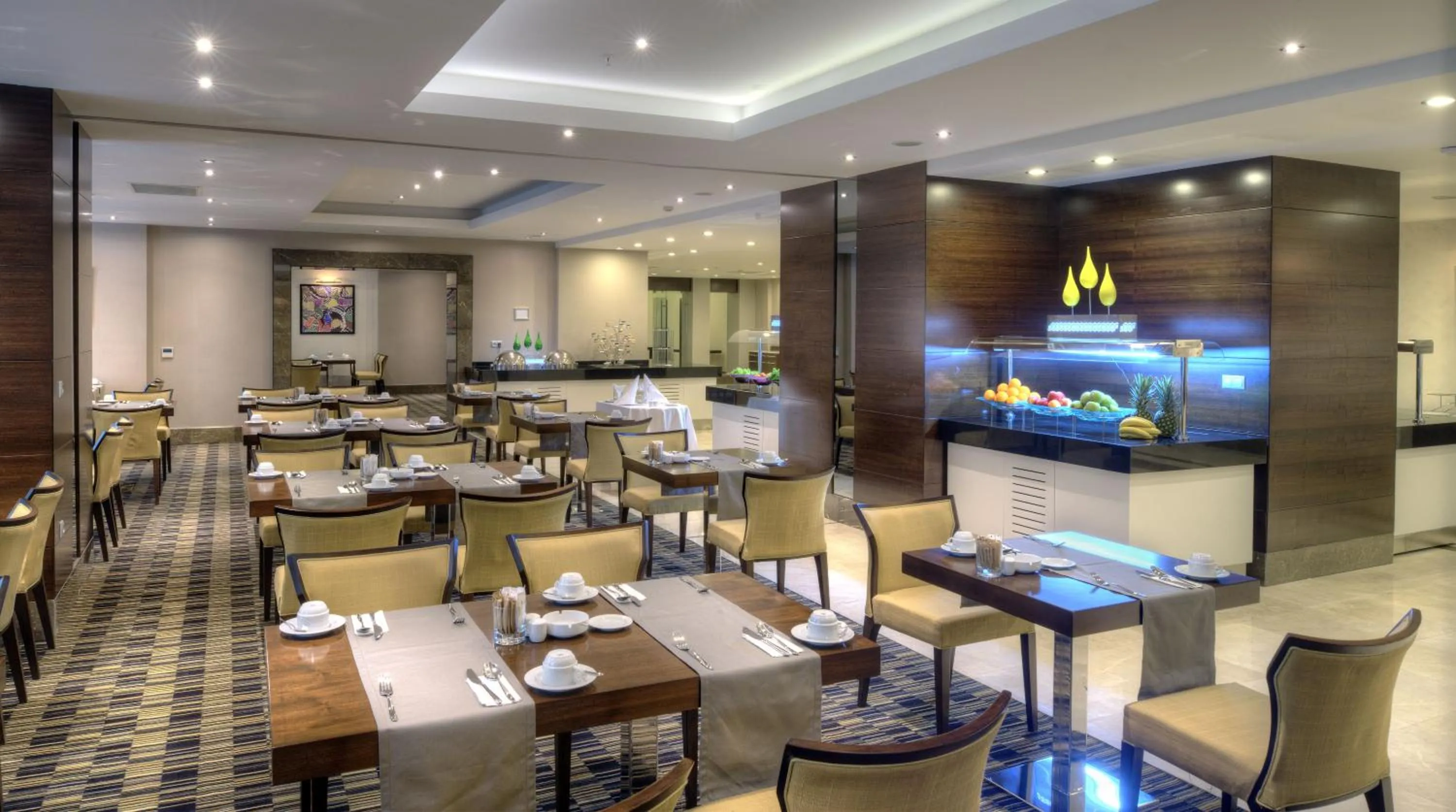 Restaurant/places to eat in Qafqaz Baku City Hotel & Residences