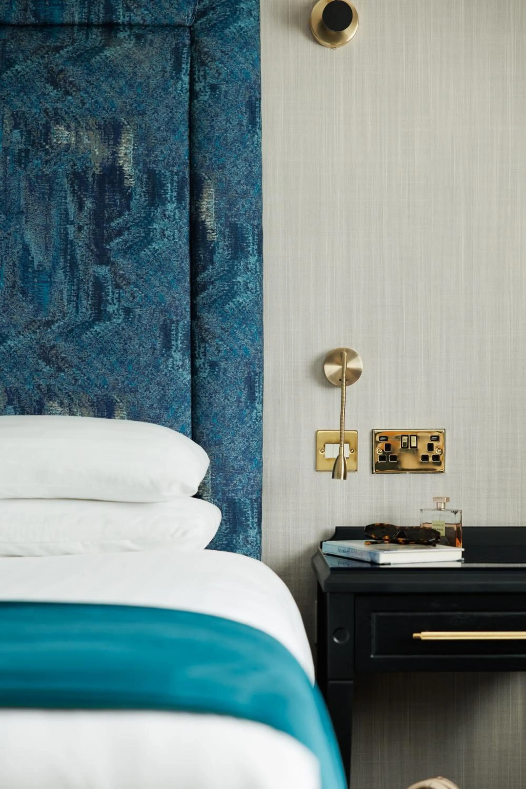 Bed in Ashdown Park Hotel