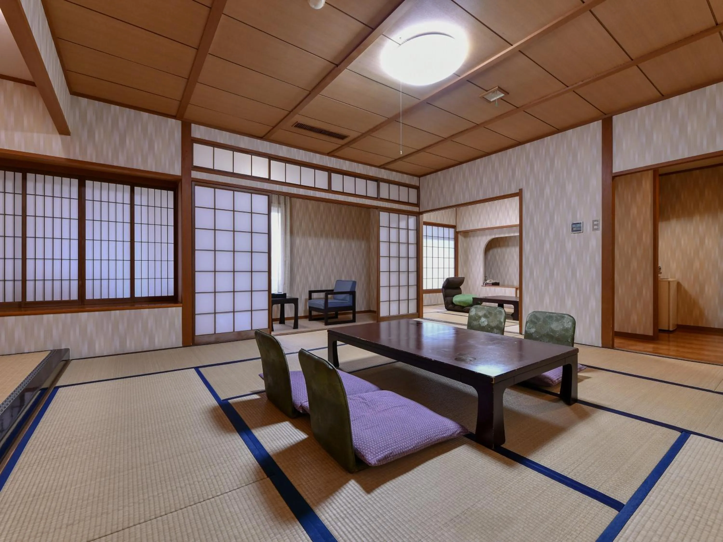 Photo of the whole room in Awara Onsen Minoya Taiheikaku