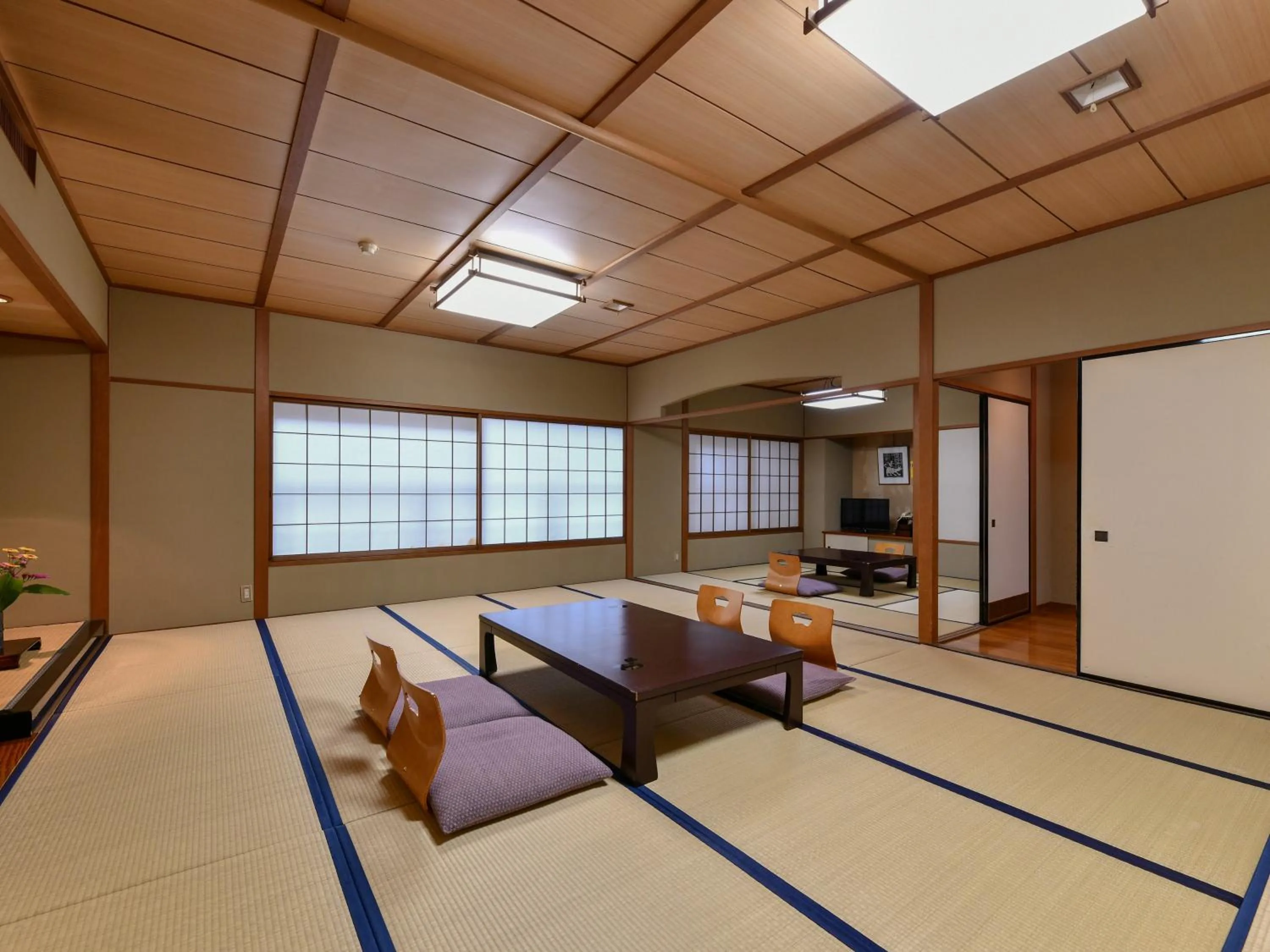 Photo of the whole room in Awara Onsen Minoya Taiheikaku