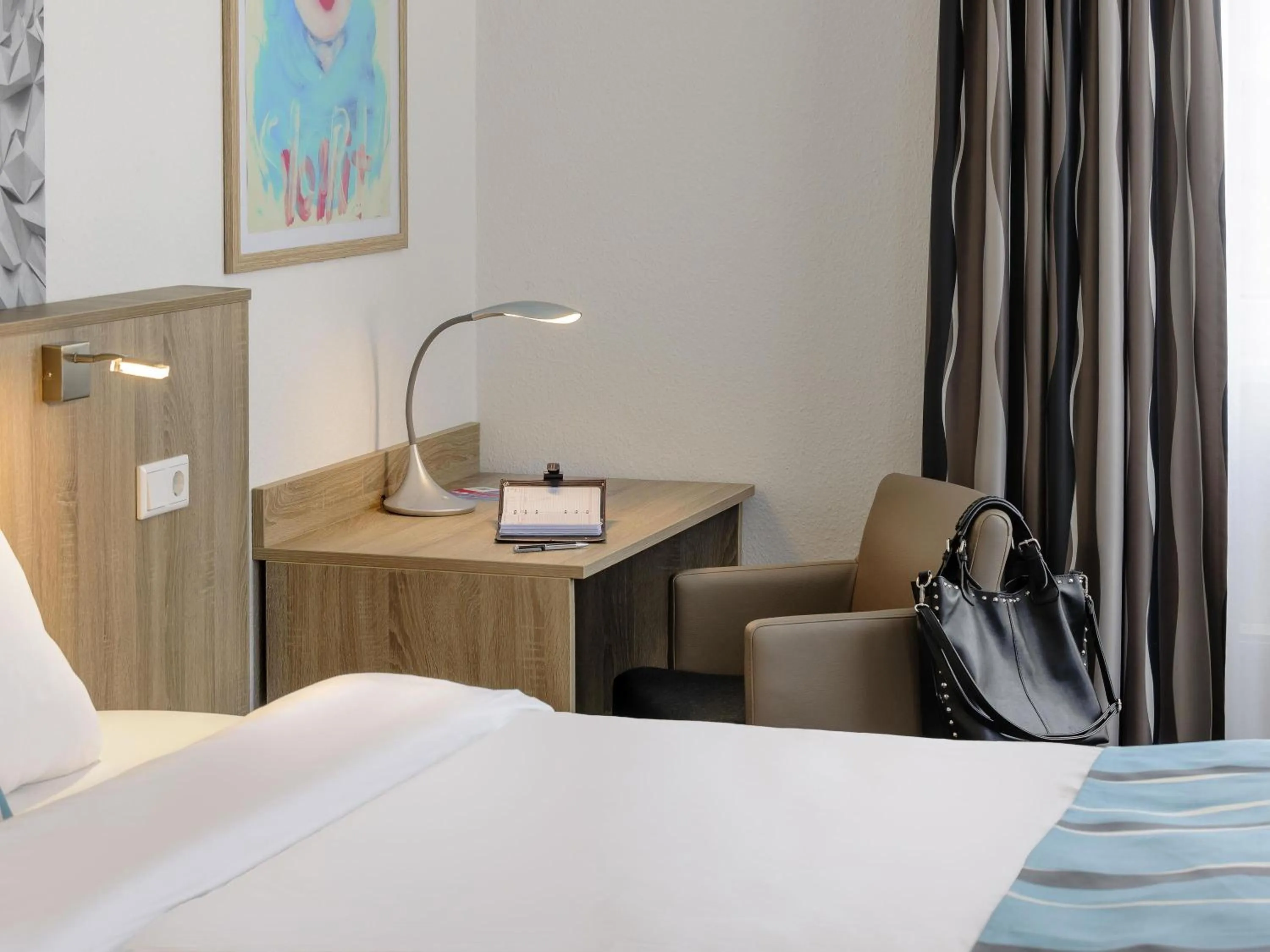 Bedroom, Bed in ibis Styles Arnsberg - Neheim