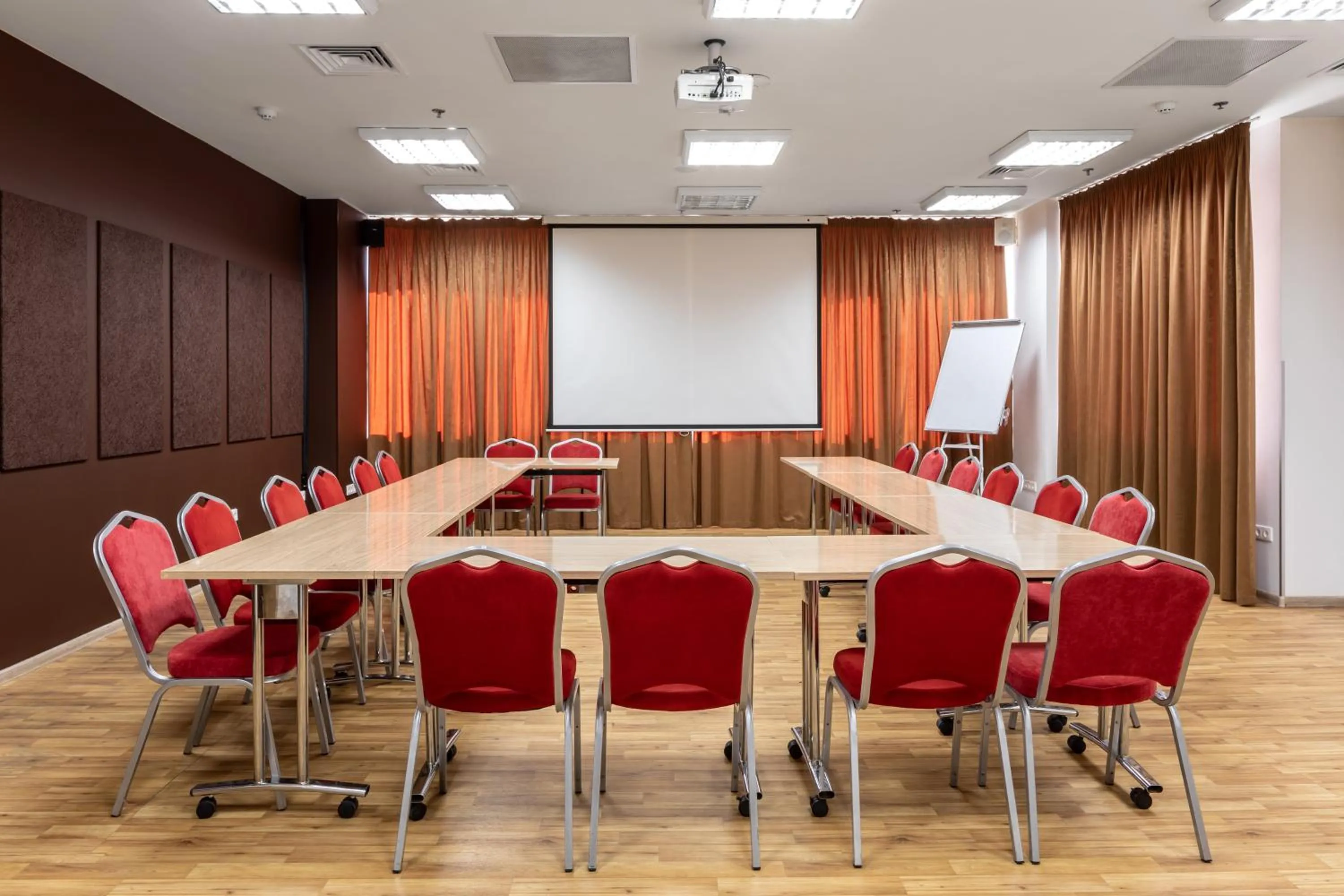 Meeting/conference room in Ramada Encore Kyiv