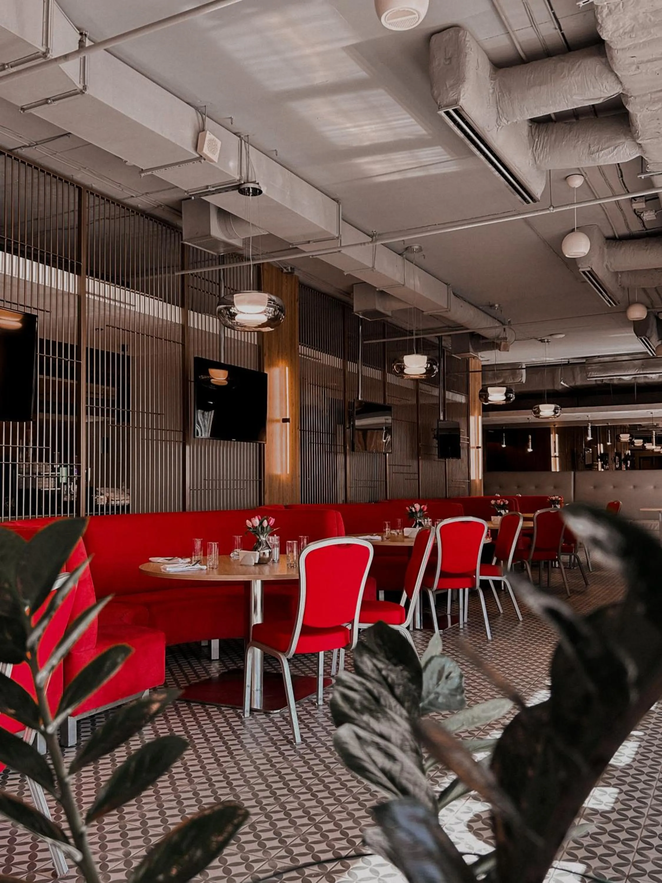 Restaurant/places to eat in Ramada Encore Kyiv