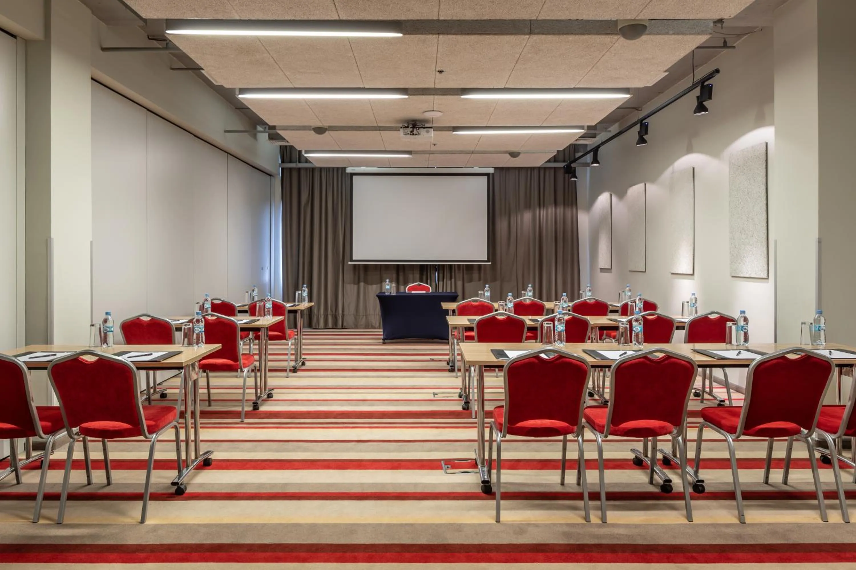 Business facilities in Ramada Encore Kyiv