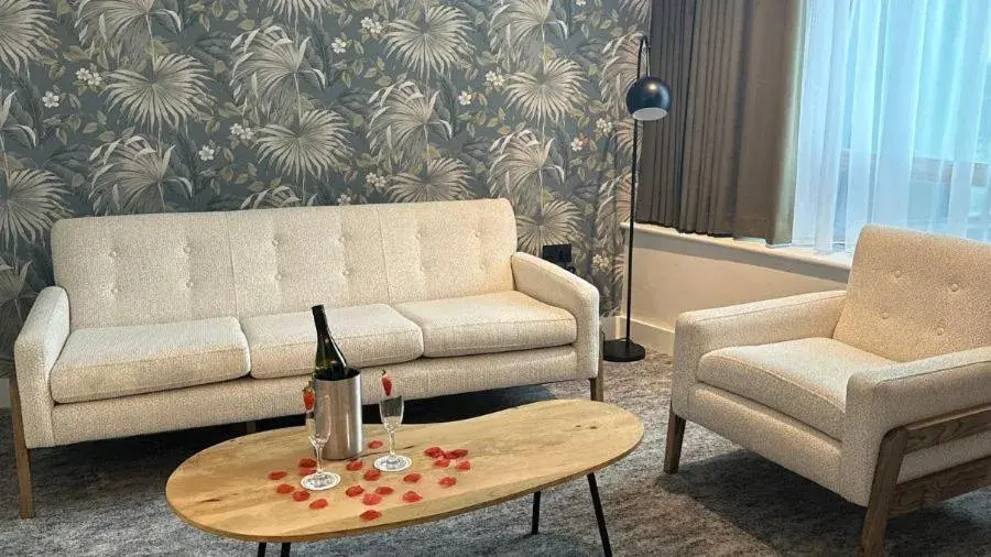 Executive Suite in Pillo Hotel & Leisure Club Executive Suite in Pillo Hotel & Leisure Club