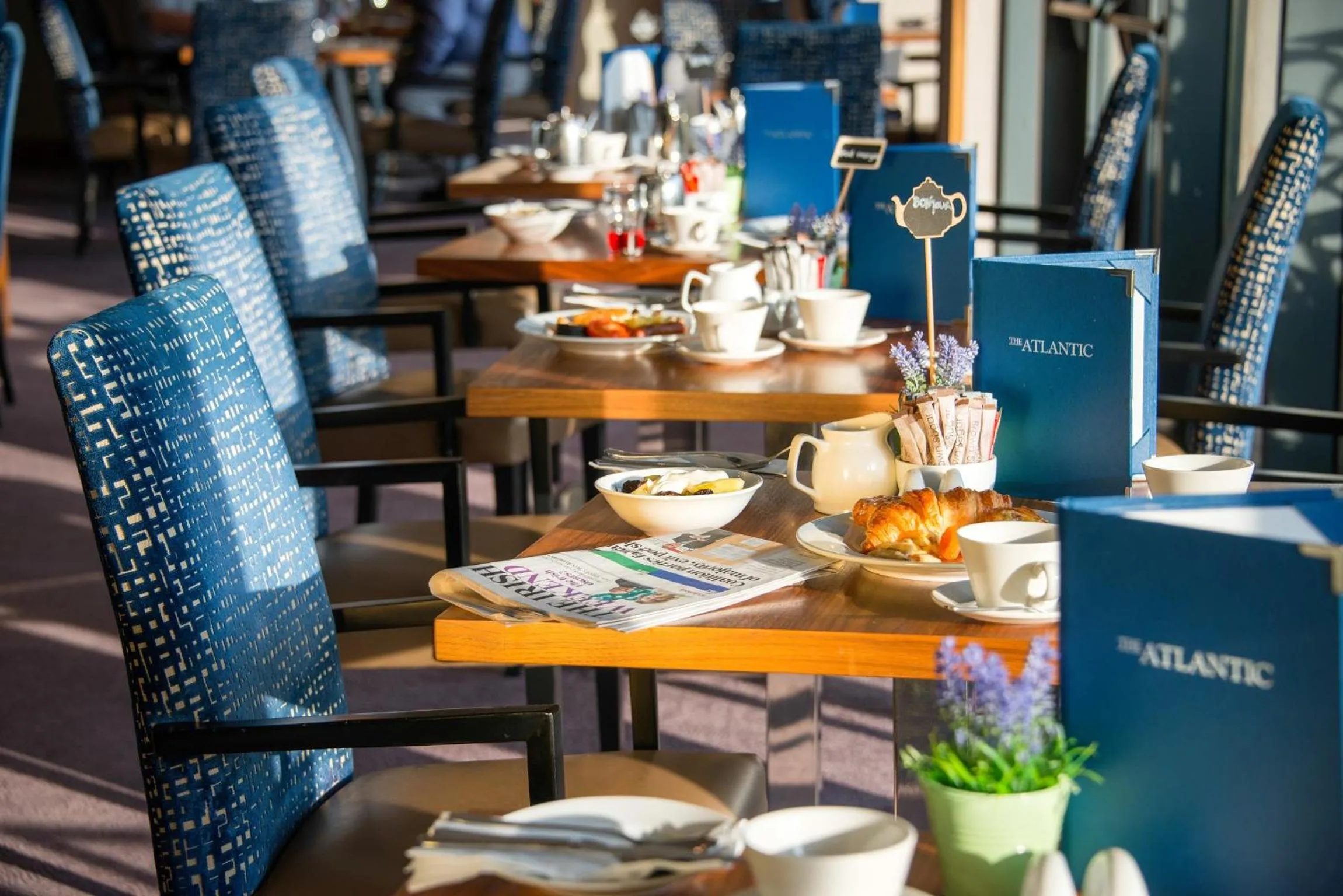 Restaurant/places to eat in Cork International Hotel